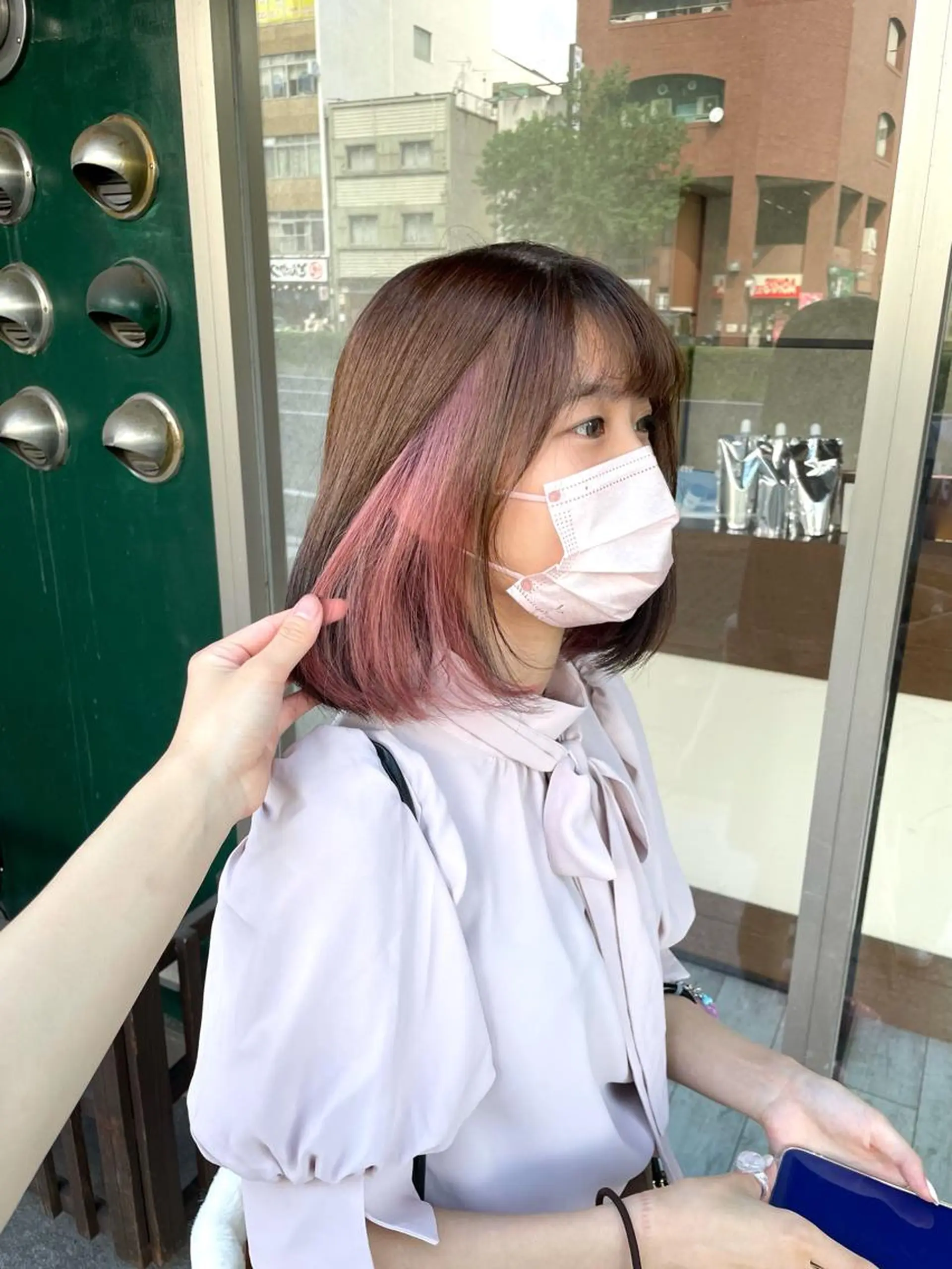 ミディアム カラー ブリーチ イヤリングカラー インナーカラー 🫧ヒシダアキ taboo.i🫧のヘアスタイル