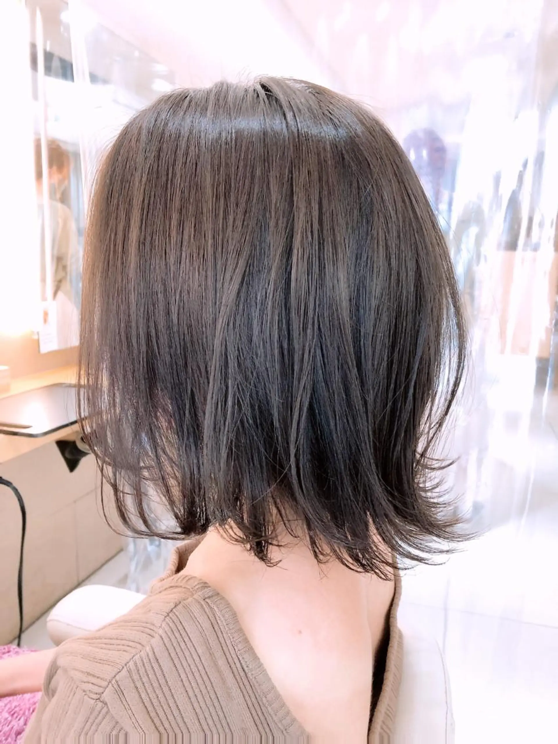 ショート ボブ 外ハネヘア 小田 亮のヘアスタイル