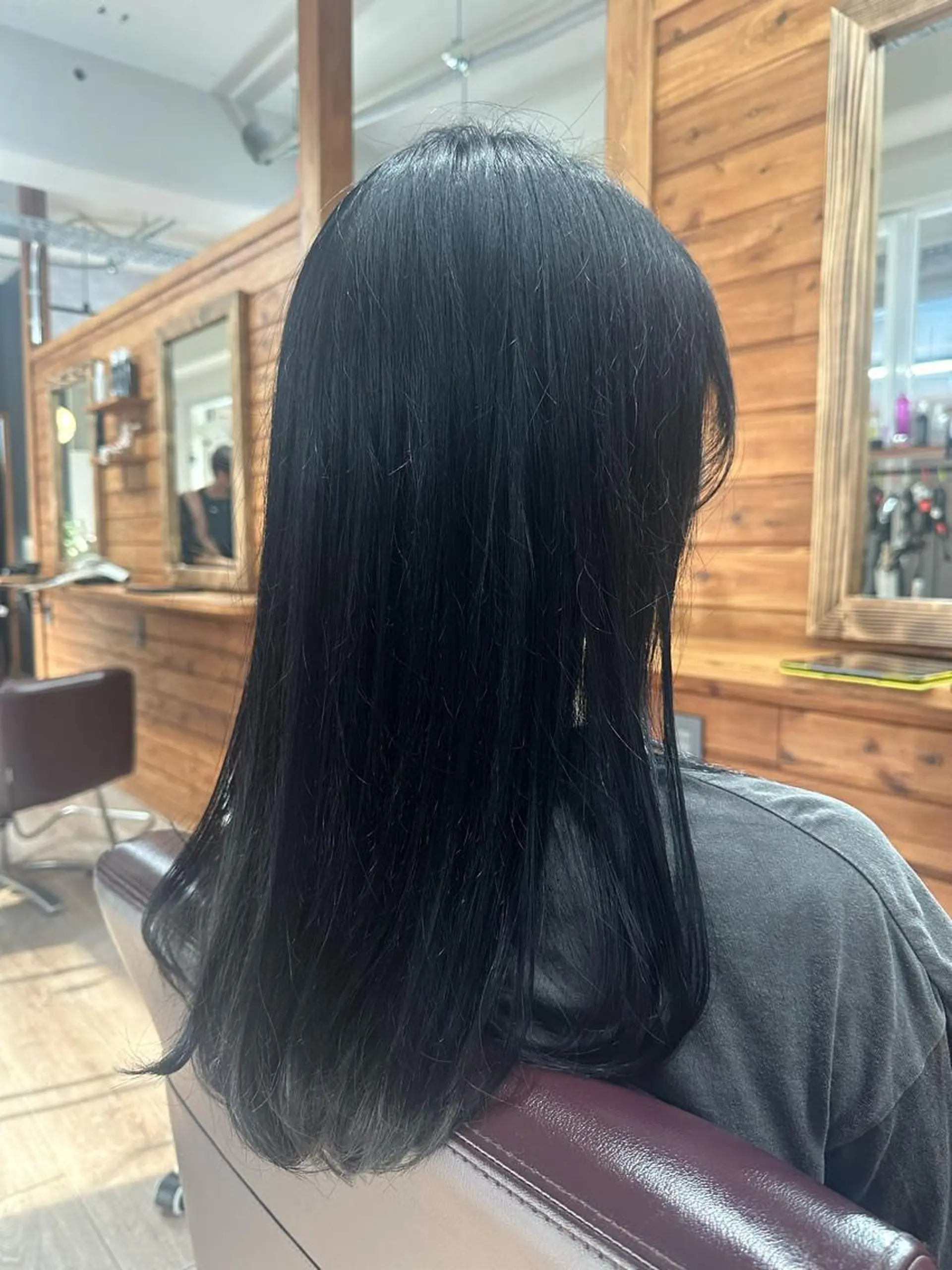 ロング ハットリ 代表のヘアスタイル