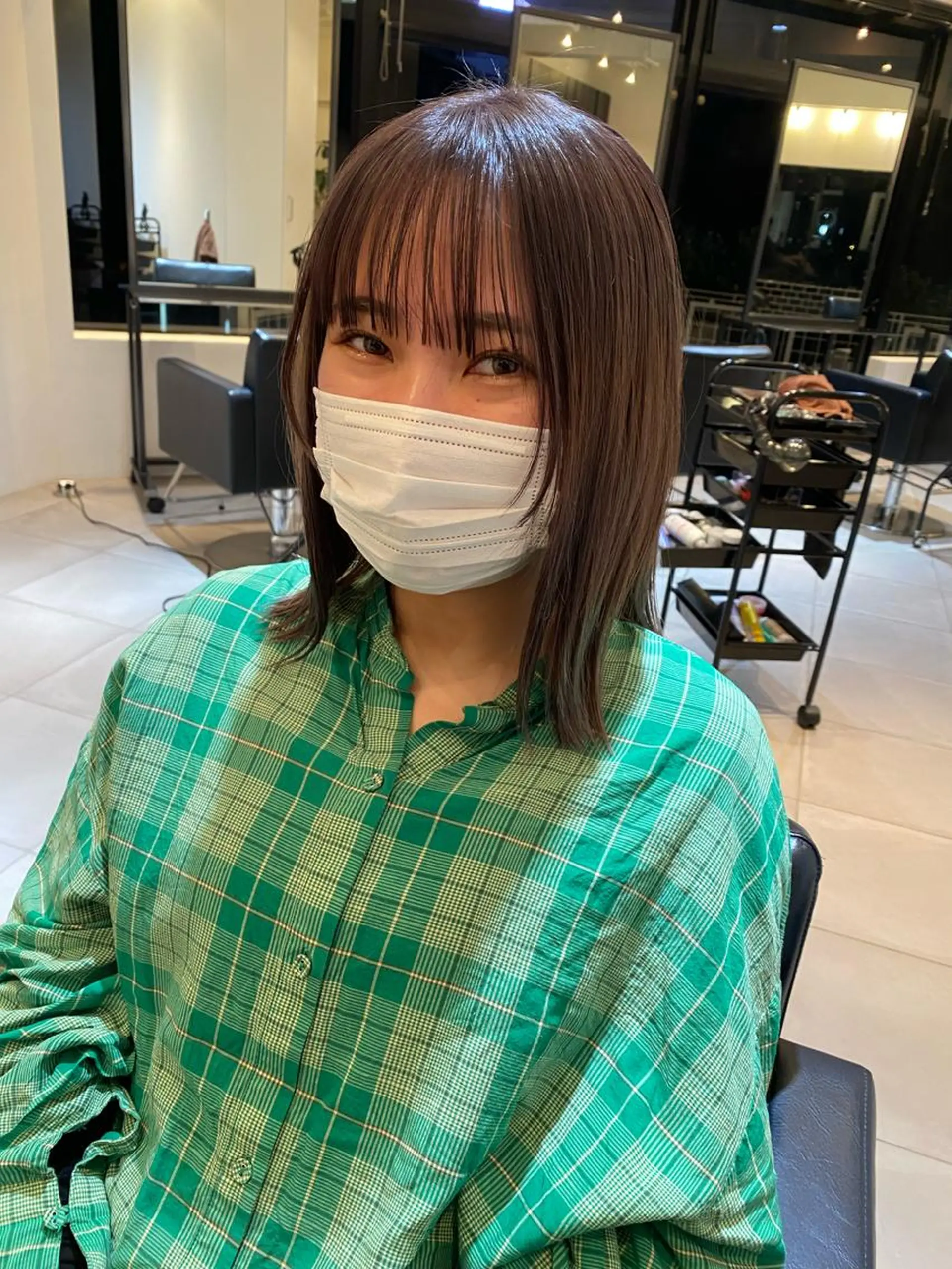 ミディアム カラー Tomoka🐶🌟 似合わせカット✂︎のヘアスタイル