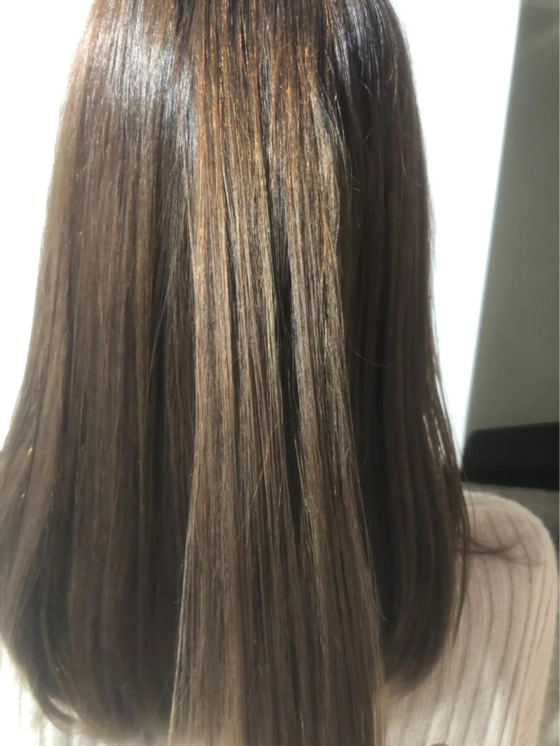 セミロング ⭐️艶髪⭐️髪質改善 newi町田 山本のヘアスタイル