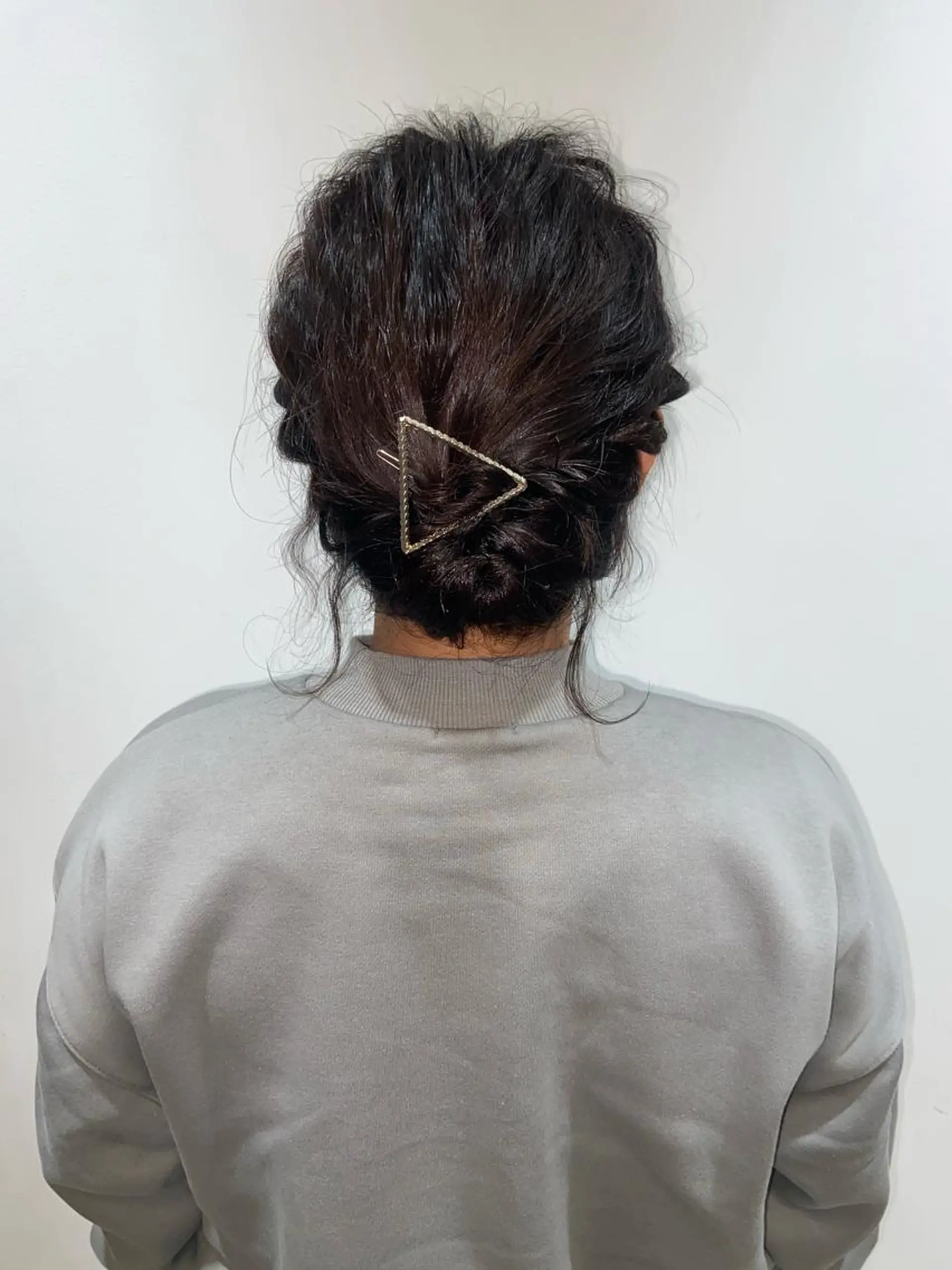 ミディアム ヘアアレンジ ヘアセット 🐺ウルフ/レイヤー 似合わせ‎🤍沙羅のヘアスタイル