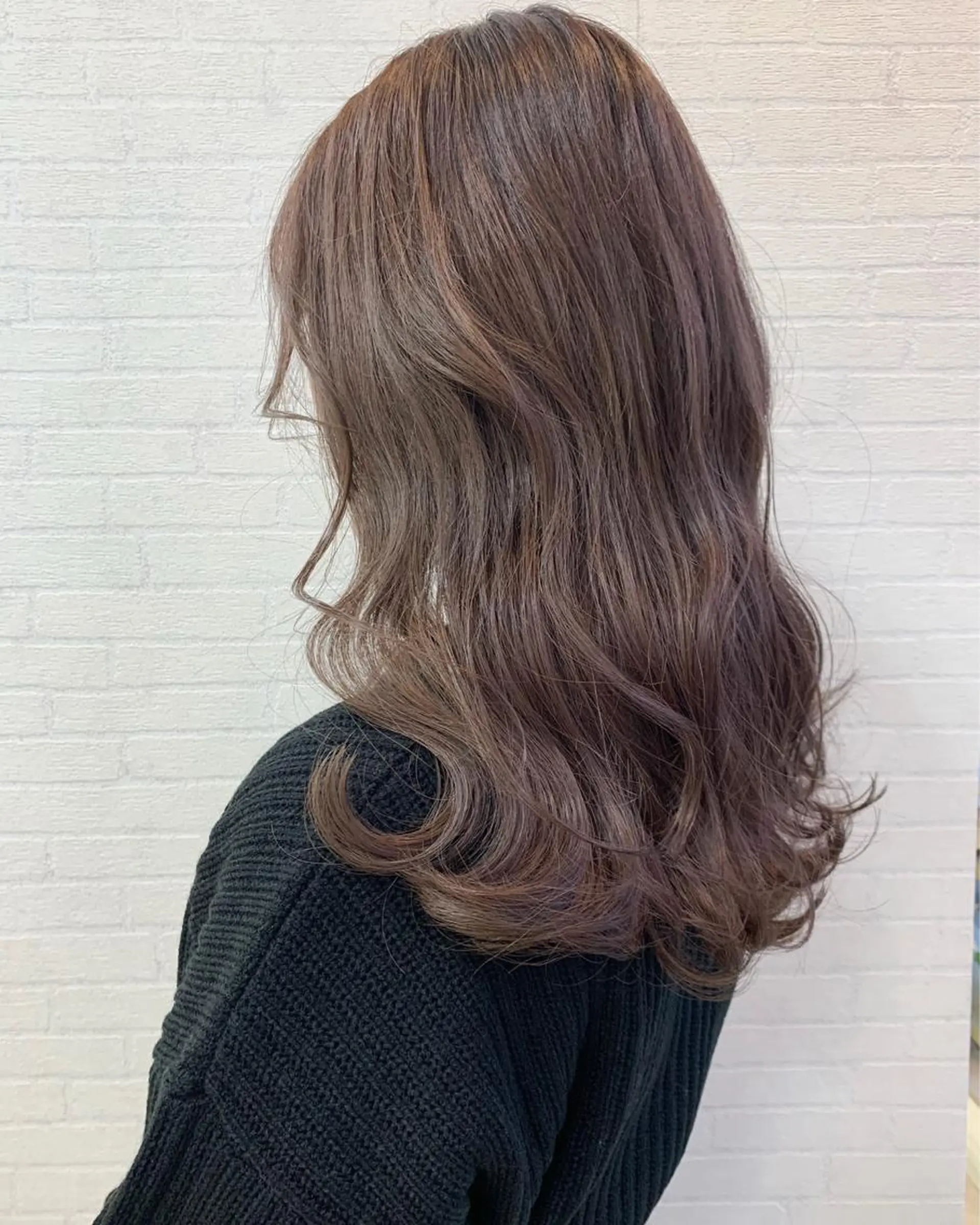 ロング カラー 立川 奈那子のヘアスタイル
