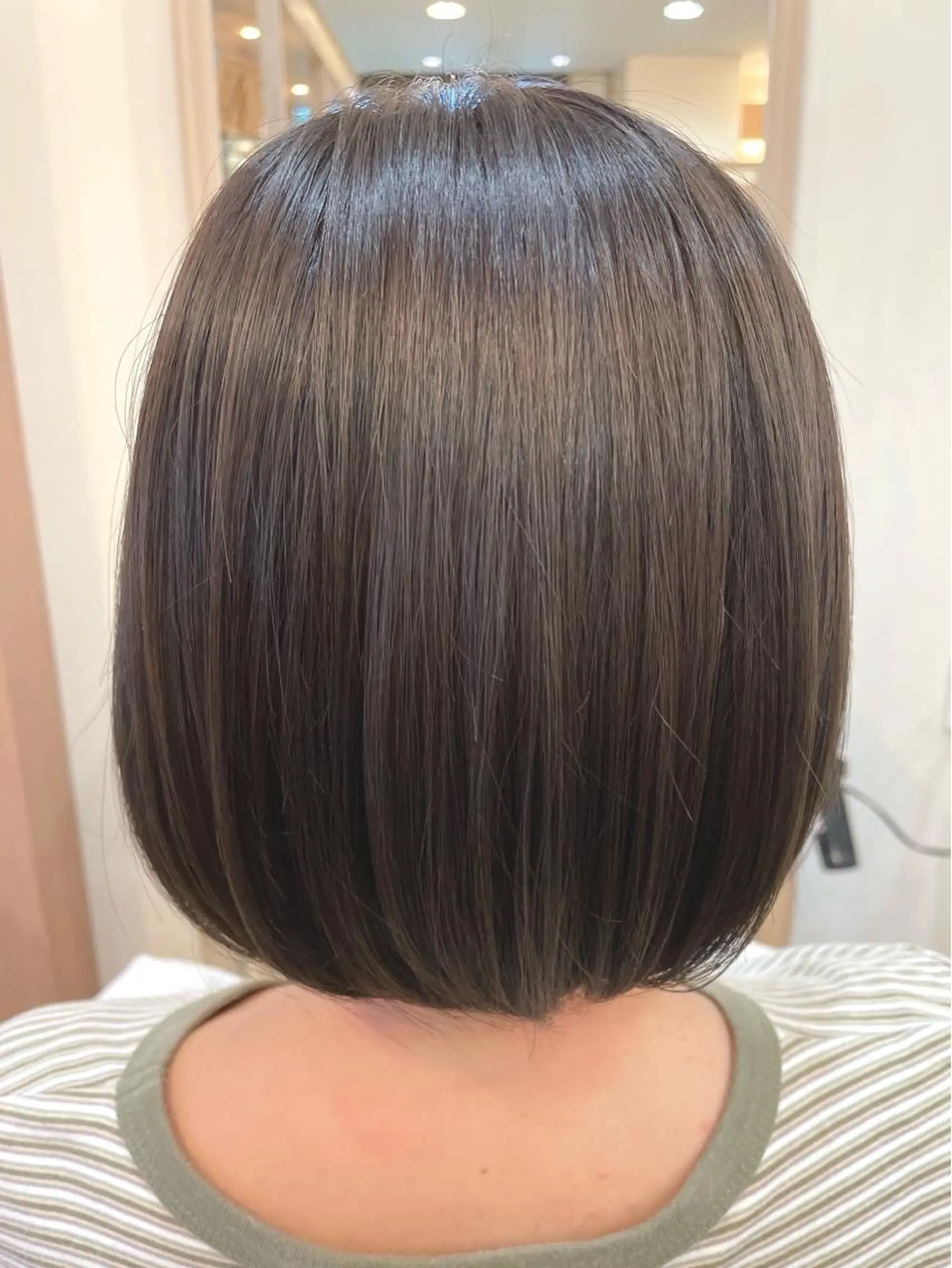 ショート カラー グレージュ オリーブグレージュ オリーブグレー カット ヘアカラー メンズパーマ🌀/ 中村郁未のヘアスタイル