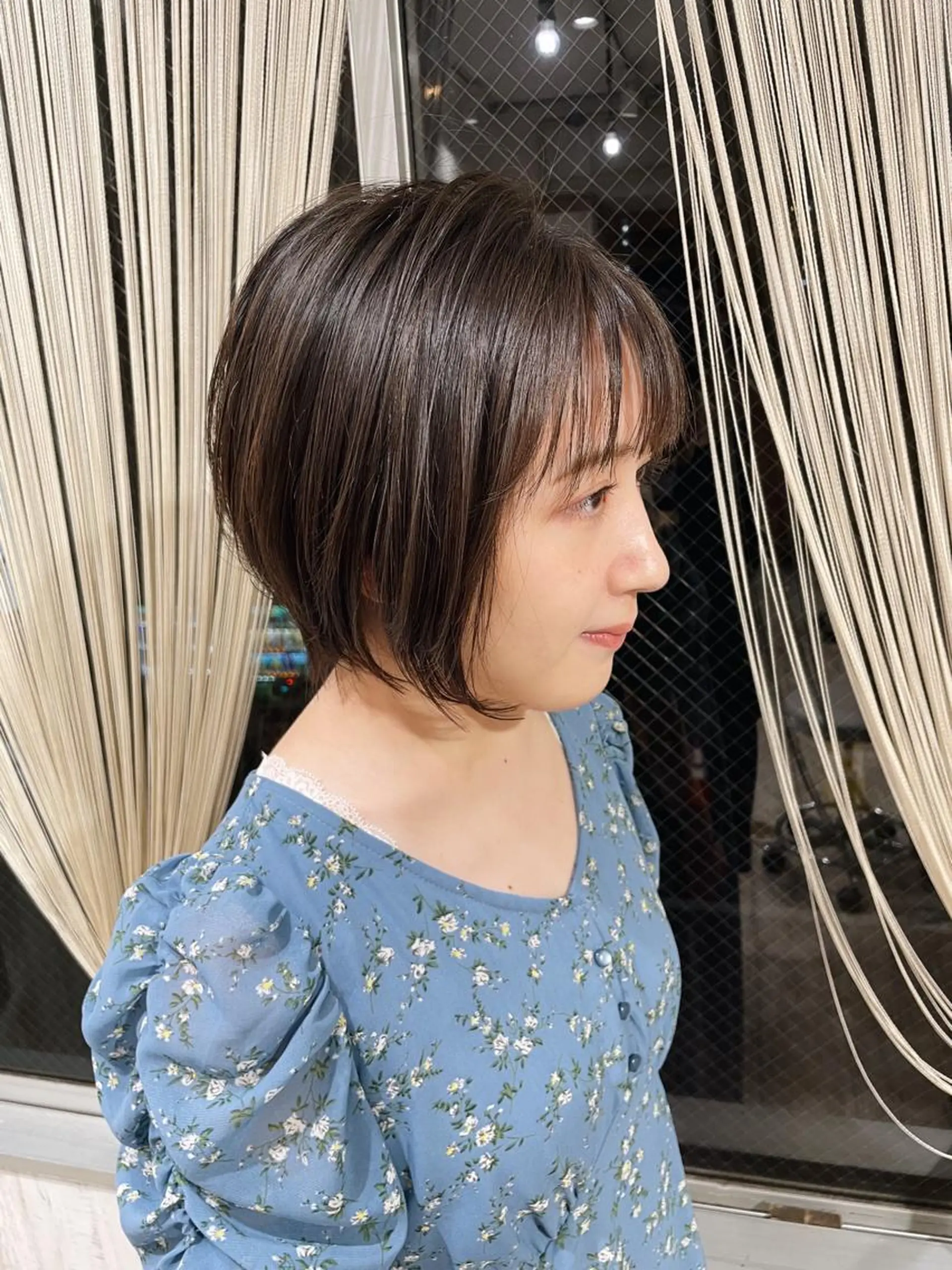 ショート カット 小野 明日香のヘアスタイル