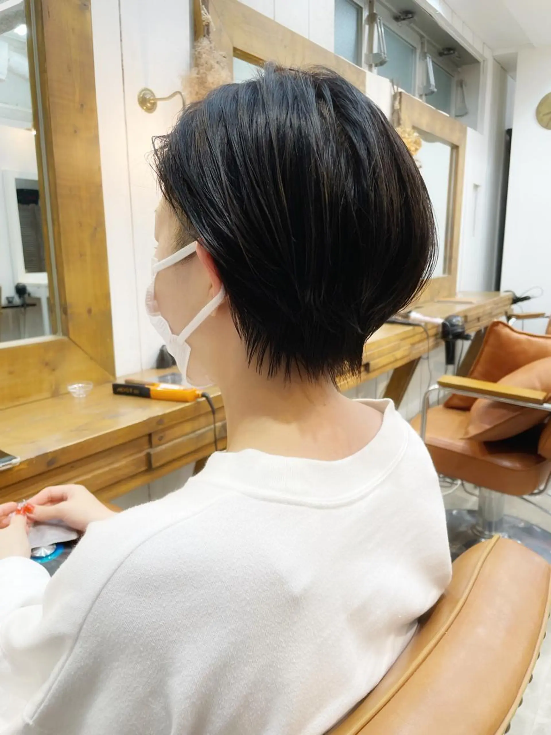 ショート カラー ショートボブ ハンサムショート ブリーチ ブリーチなしカラー ボブ カット ヘアカラー newline銀座所属・👑銀座ショート/ 絶壁補正/金子涼👑のヘアスタイル