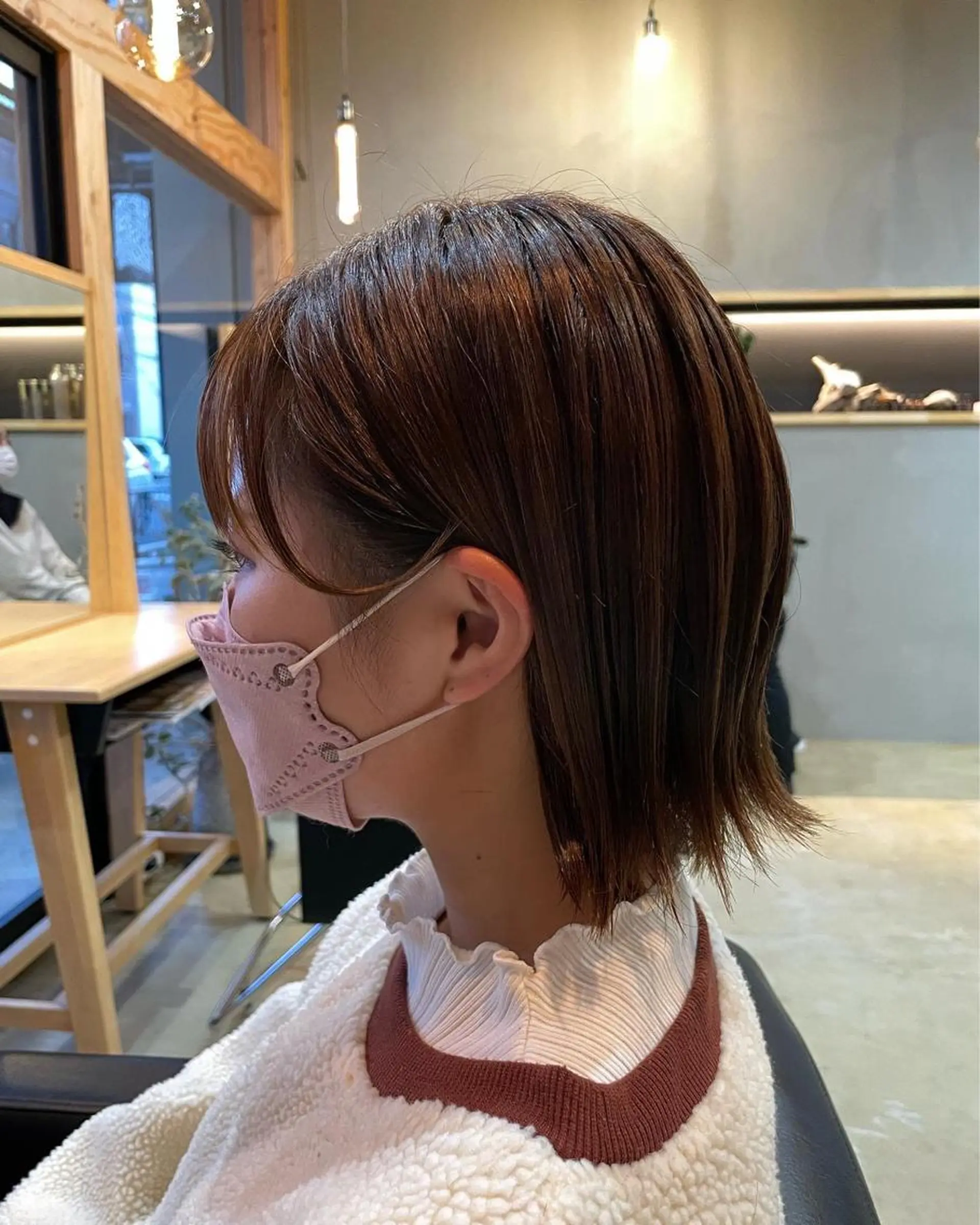 ショート カラー ハンサムショート グレージュ ハイライトカラー インナーカラー ハイライト カット ヘアカラー トリートメント シンヤヘアーズ 泉大津本店のヘアスタイル