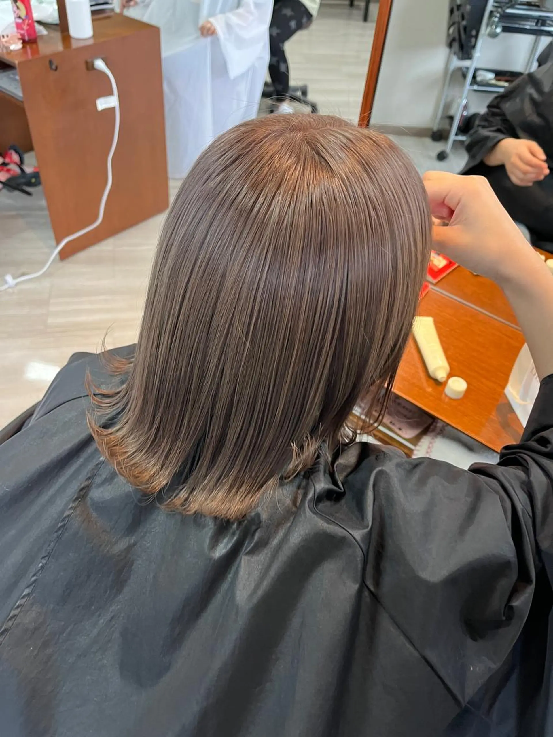 ミディアム alu yuinaのヘアスタイル