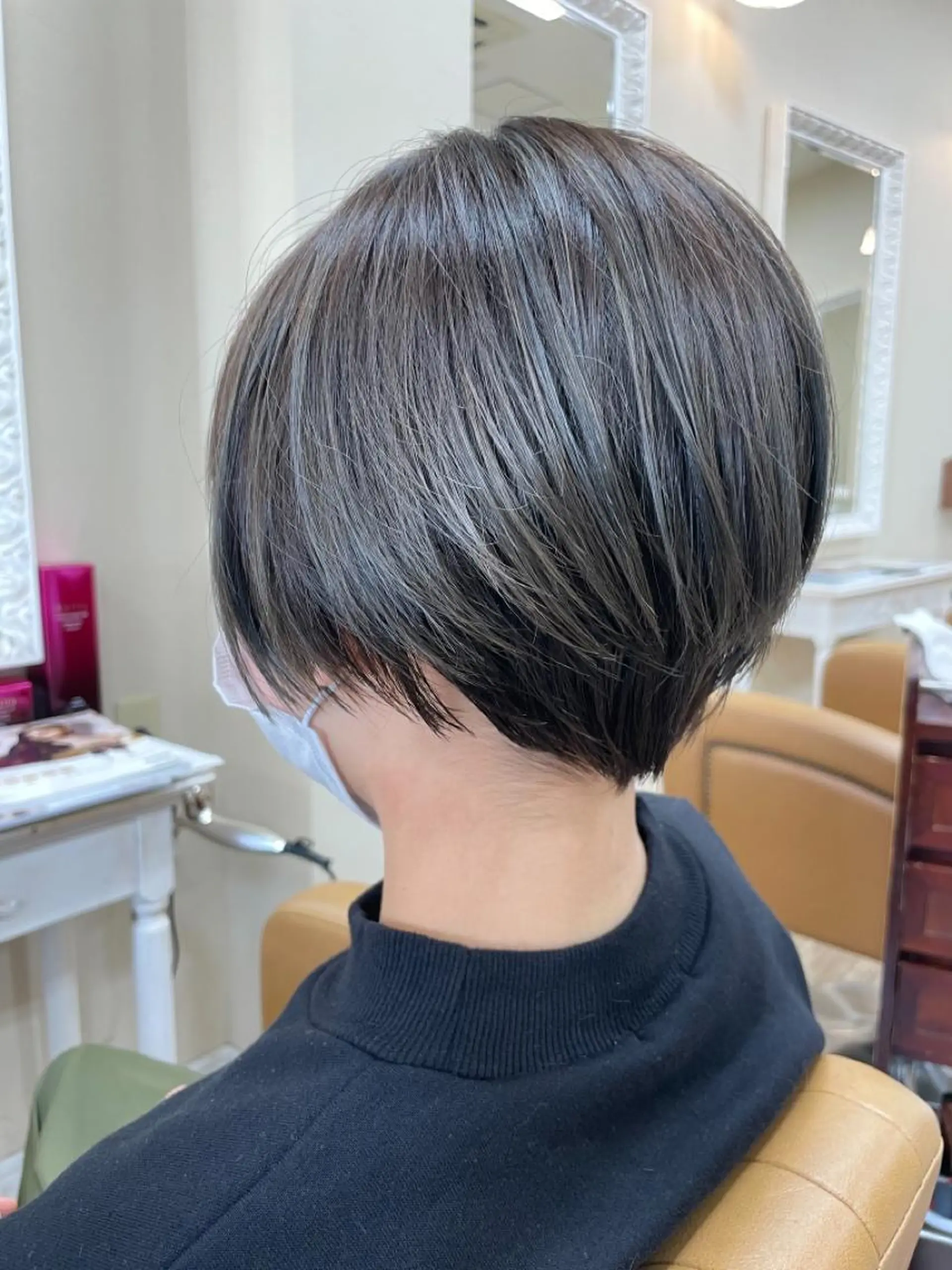 カラー SALOWIN栄 高須大貴のヘアスタイル
