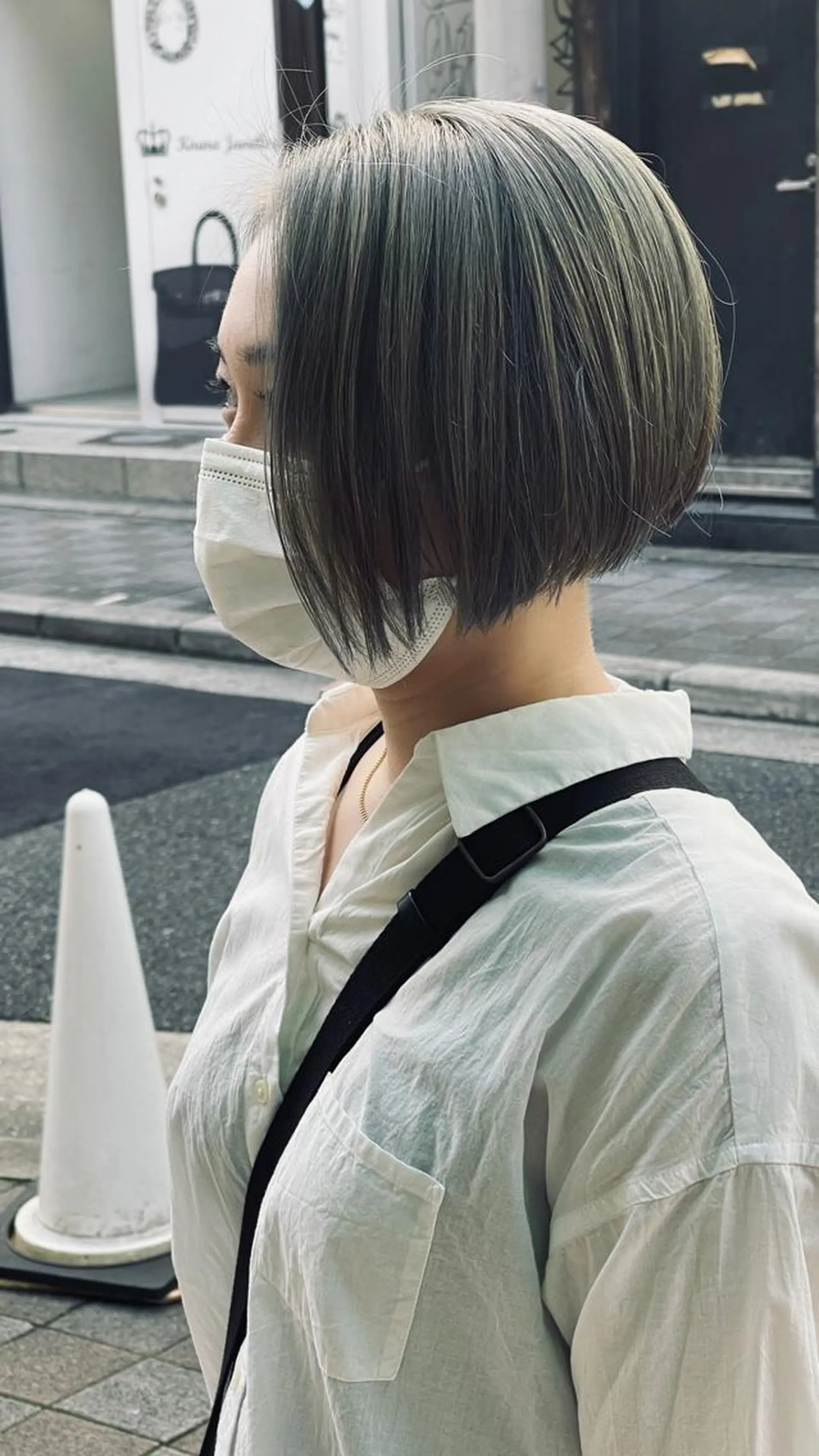 ショート カラー JOHO 【24時間OK】のヘアスタイル