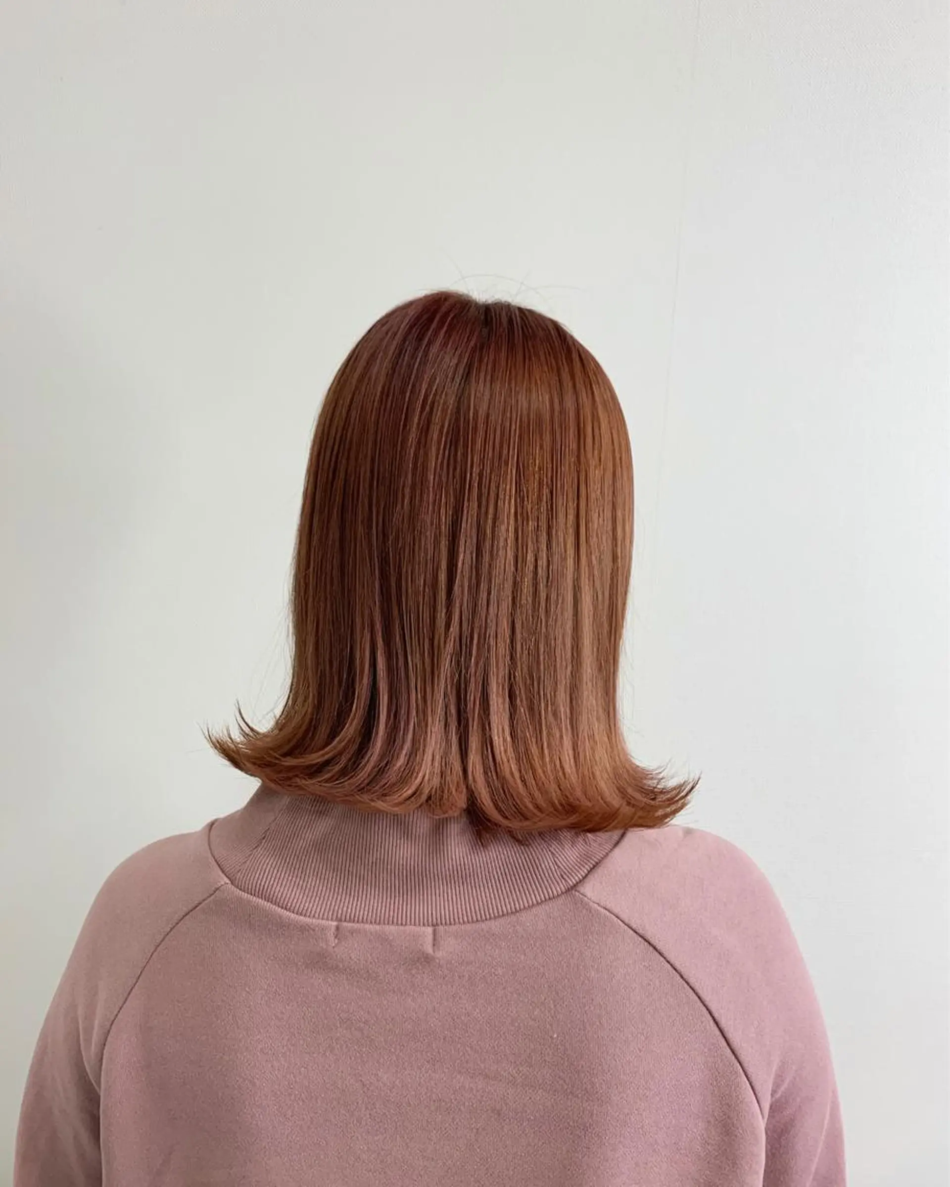 ミディアム レイヤー×縮毛矯正 深見 拓のヘアスタイル