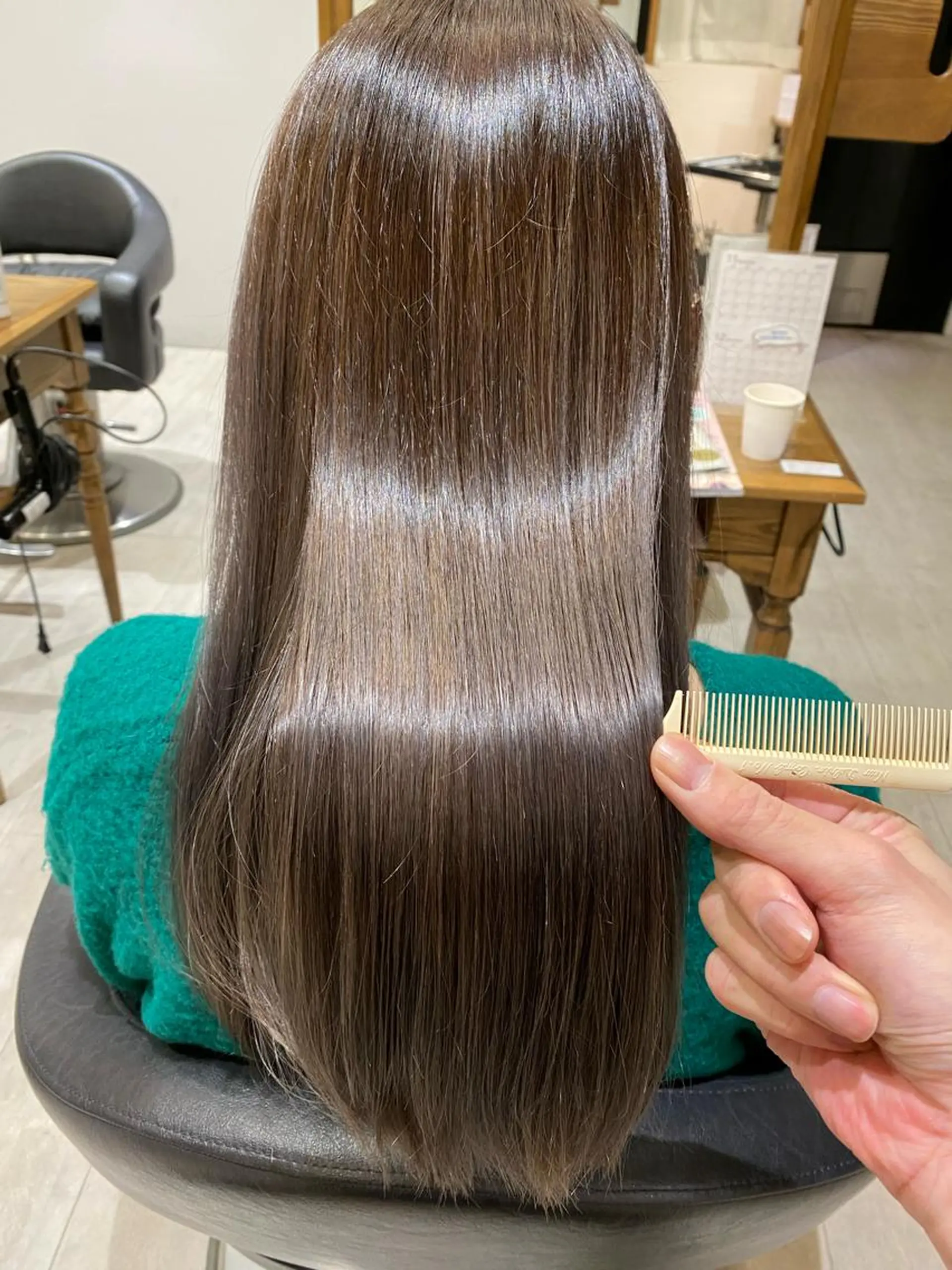 ロング レイヤーカット ヘアカラー トリートメント ✨美髪矯正の専門家✨ 髪質改善　松村のヘアスタイル