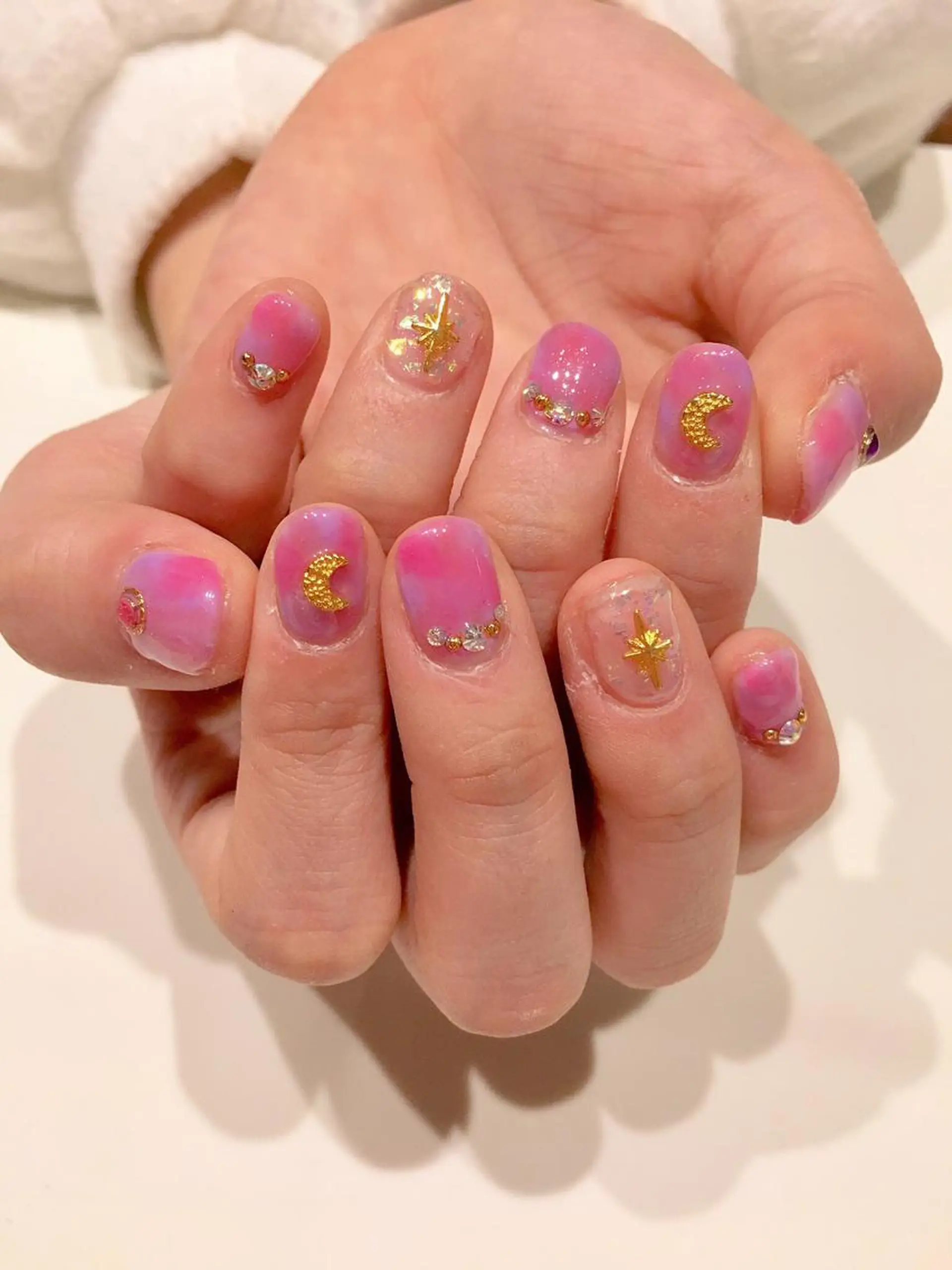 ネイル アートネイル ストーンネイル KaHaNa nail salonのネイルデザイン