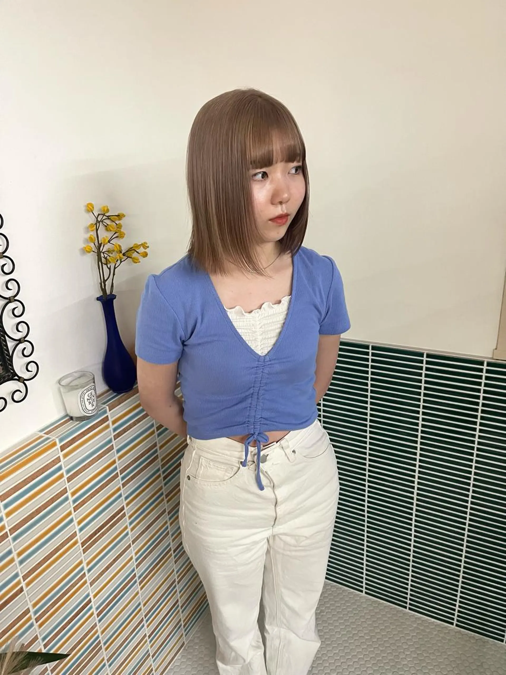 ミディアム カラー ベージュカラー ブリーチ ミルクティーベージュ ヘアカラー トリートメント 🩷ハイトーン透明感 レイヤー🩷ユリカのヘアスタイル