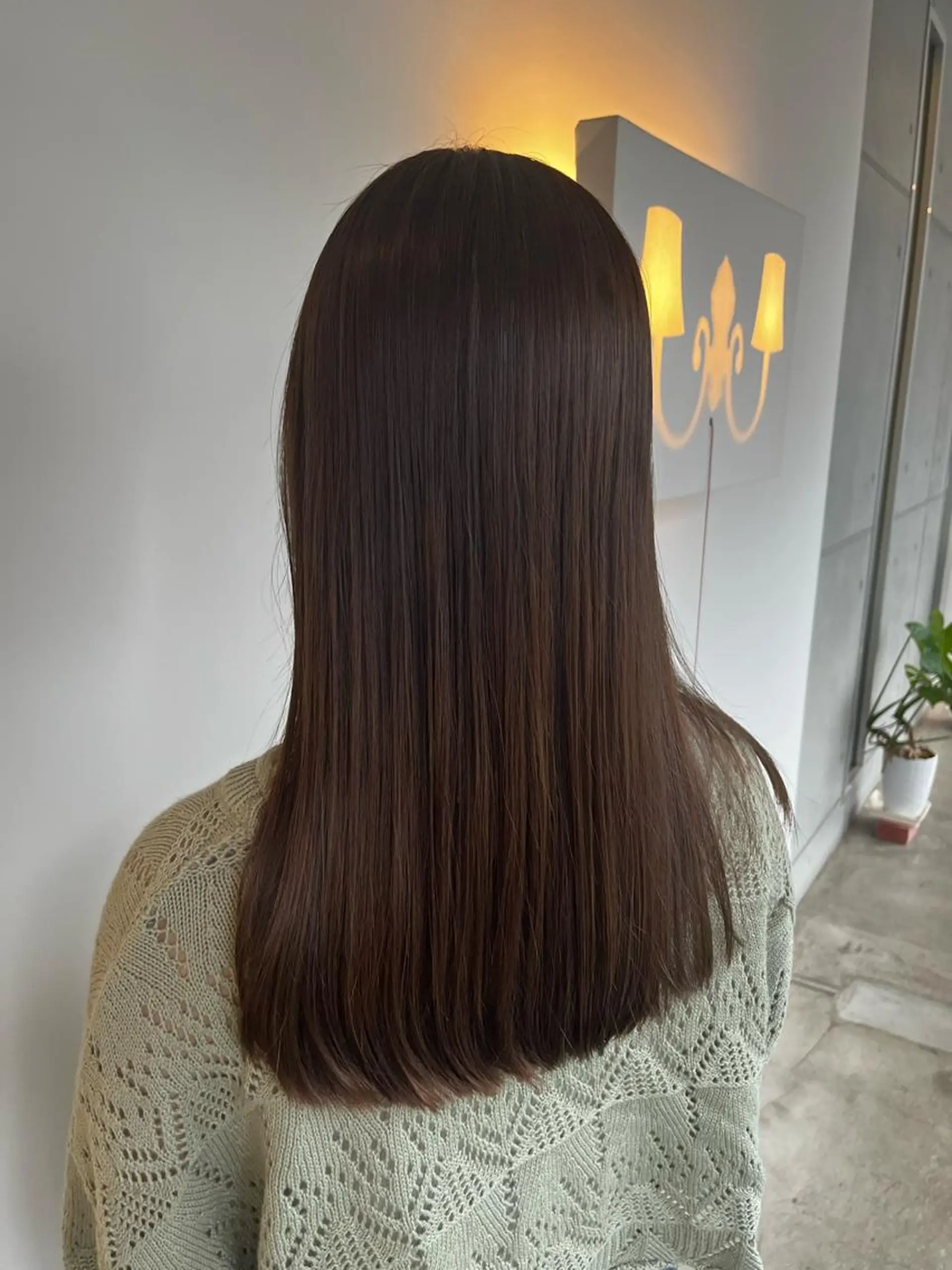 セミロング おせ ちさとのヘアスタイル