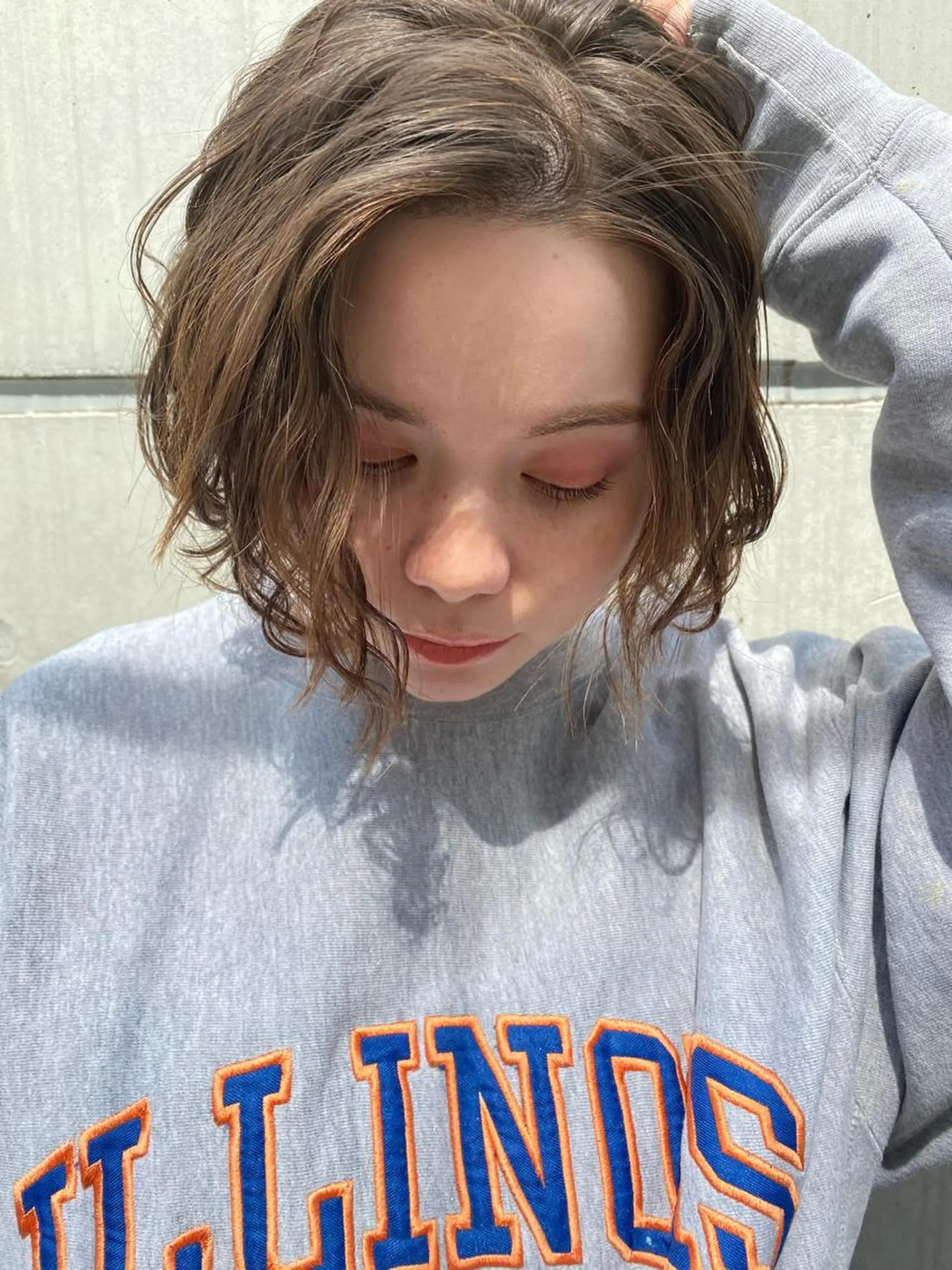 ショート カラー パーマ イルミナカラー ✨透明感カラー✨ 🦖佐々木未来🦕のヘアスタイル
