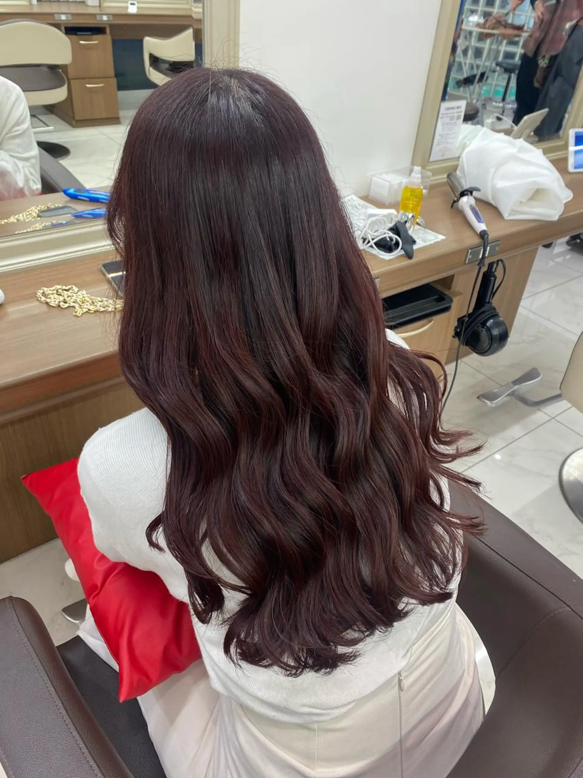ロング カラー ラベンダーカラー ピンクカラー ピンクラベンダー ヘアカラー トリートメント 長妻莉央/縮毛矯正 髪質改善カラーのヘアスタイル