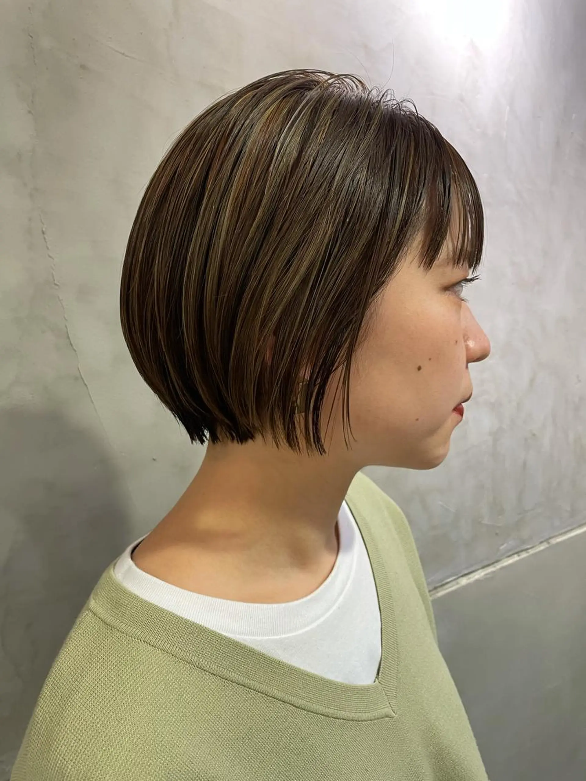 ショート ハイライト カット ヘアカラー トリートメント さの あやねのヘアスタイル