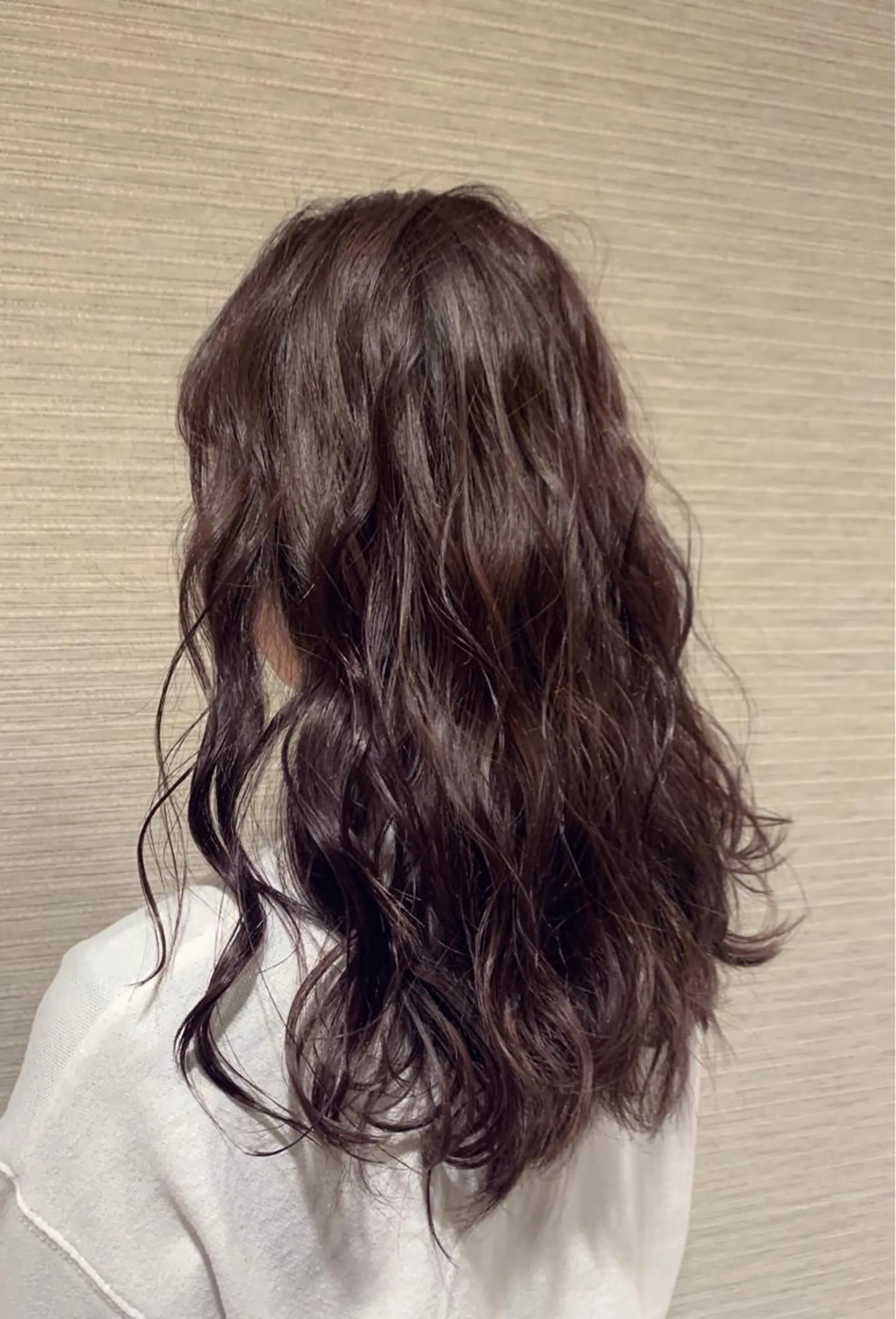ロング カラー ブリーチ 透明感カラー ラベンダーカラー 大関 はるかのヘアスタイル