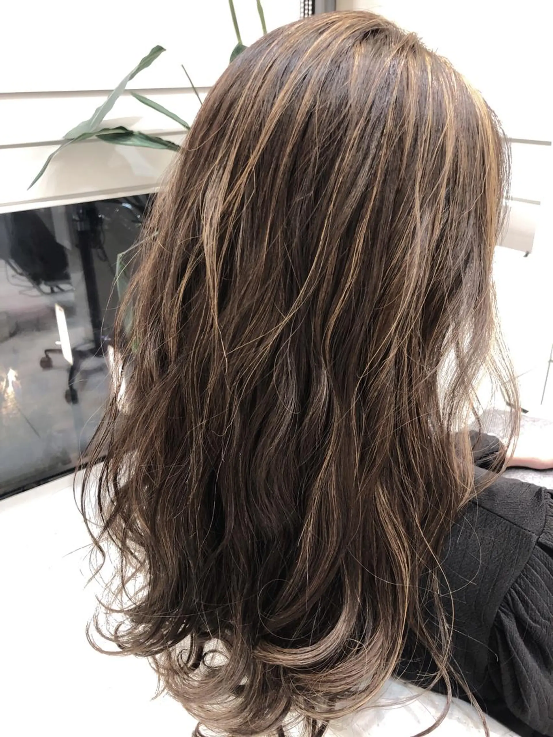 ロング カラー アッシュ アッシュグレー アッシュグレージュ ブリーチ グレージュ カット ヘアカラー トリートメント 縮毛矯正/髪質改善 /ブリーチ/東陽町✨のヘアスタイル