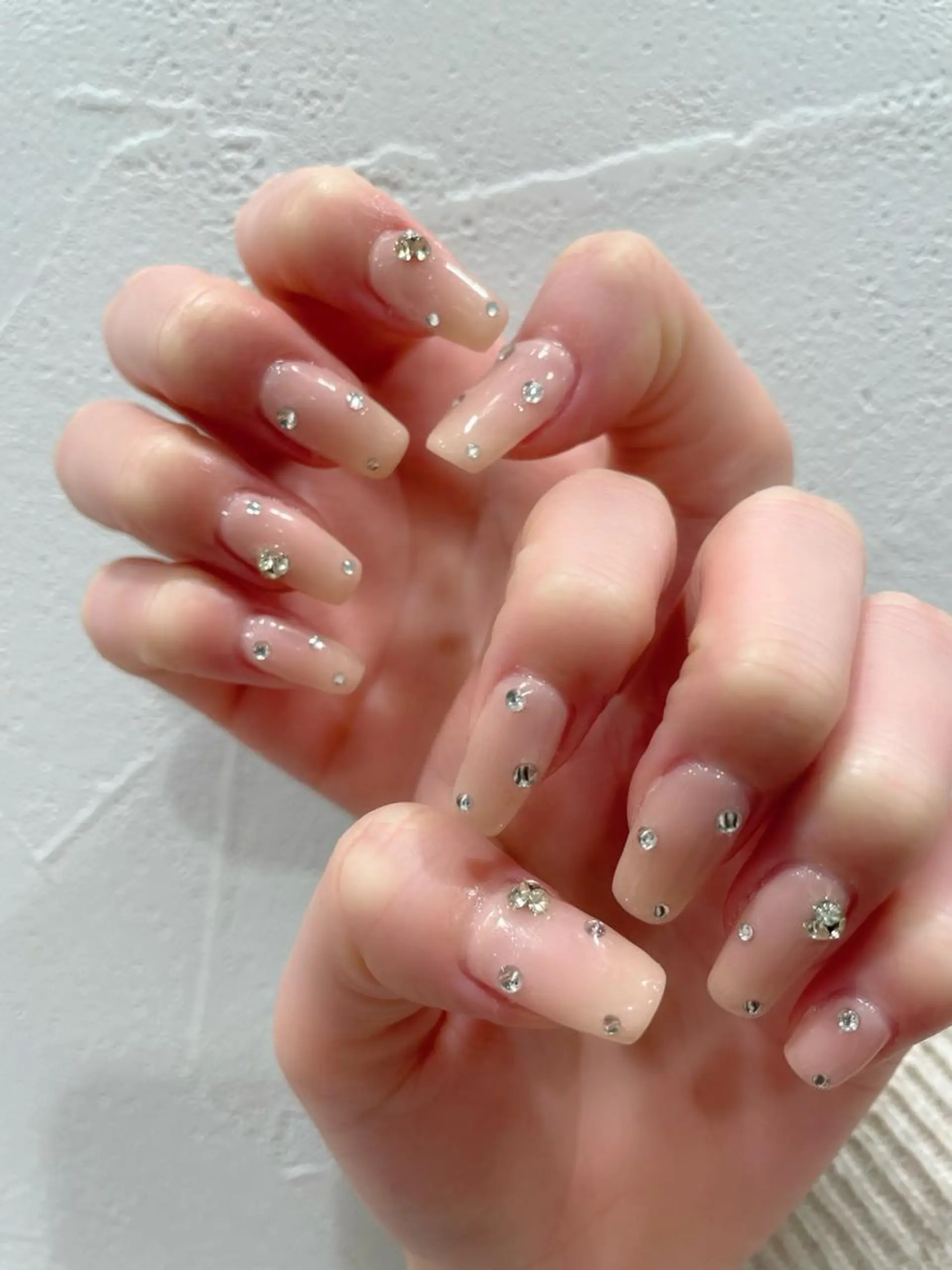 ネイル ワンカラーネイル ストーンネイル ハンドネイル 佐藤 まりえのネイルデザイン