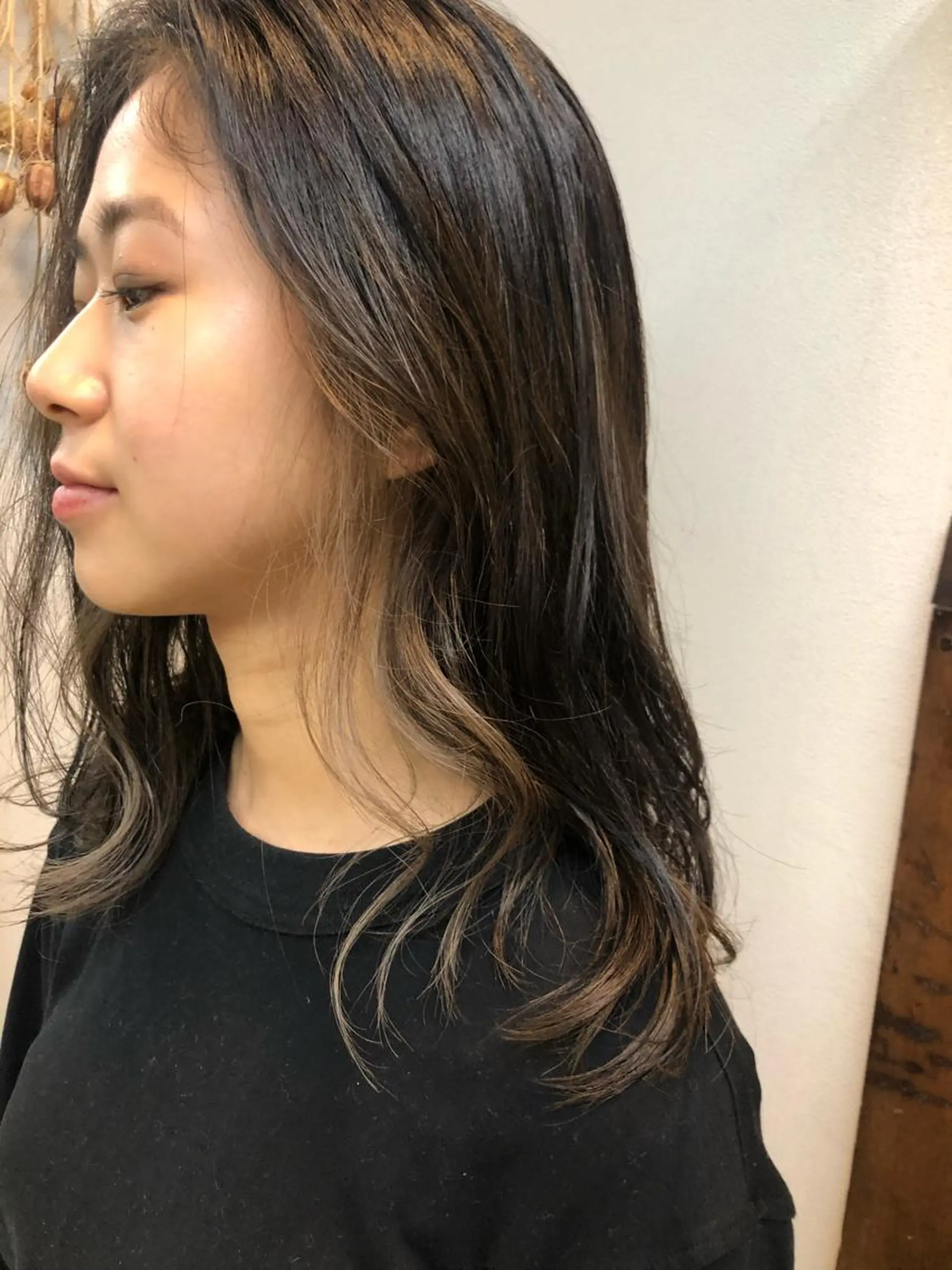 セミロング ハイライト LIBRO所属・Moca 〰️のヘアスタイル