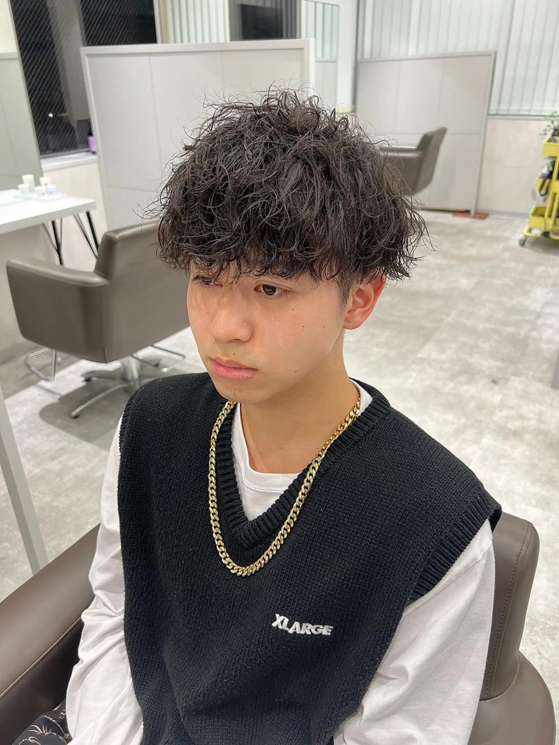 ショート カラー メンズ 関西センターパート メンズモデル募集のヘアスタイル