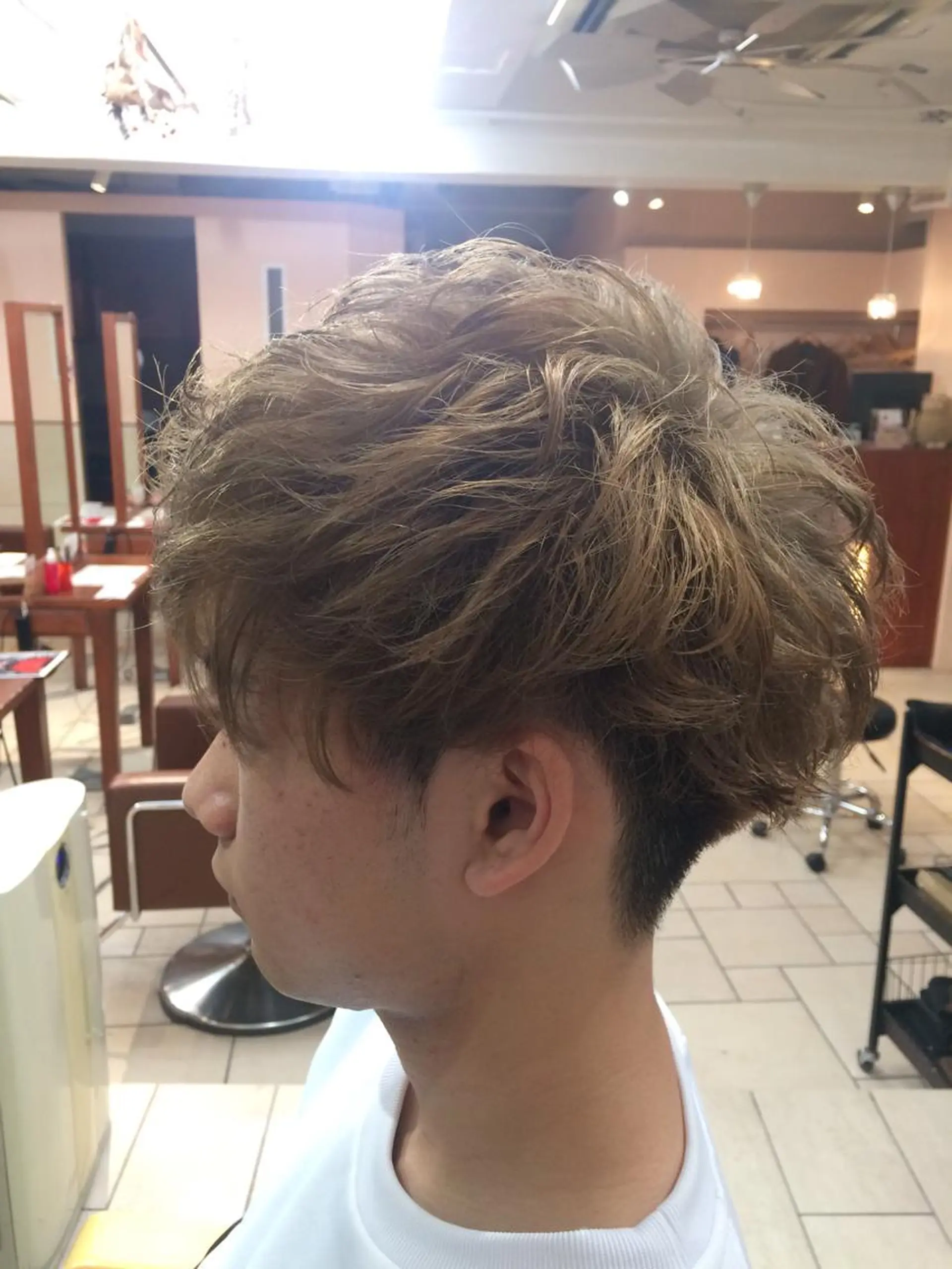 カラー パーマ メンズ メンズパーマの巨匠 鈴木純のヘアスタイル