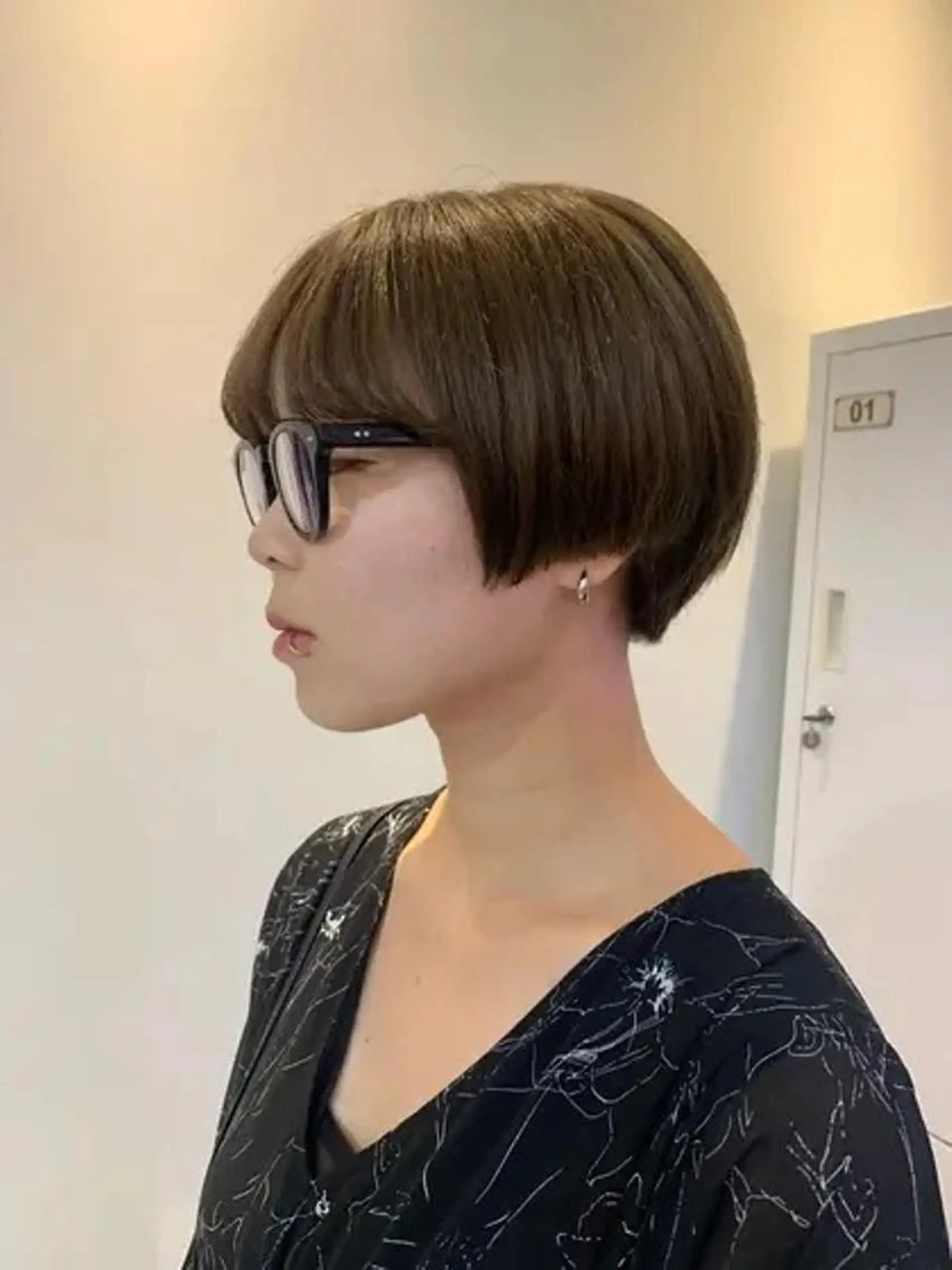 ミディアム カラー パーマ ショートボブ ミディアムパーマ アディクシーカラー ブリーチ ケアブリーチ カット ヘアカラー トリートメント CEINE OURのヘアスタイル