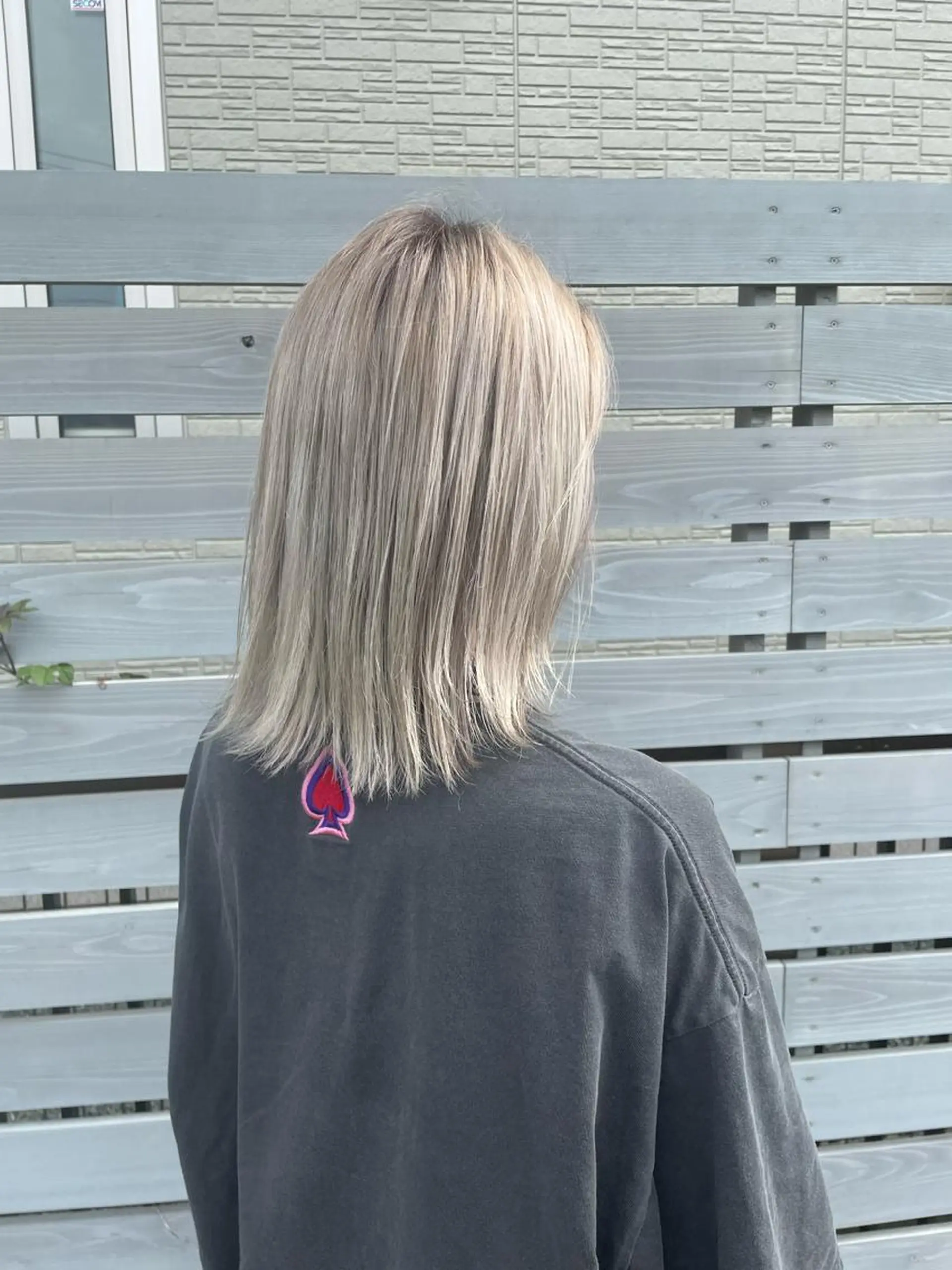 ミディアム カラー バレイヤージュ ブリーチ ケアブリーチ 透明感カラー デザインカラー 💙ルル💙 ハイトーン/レイヤーのヘアスタイル