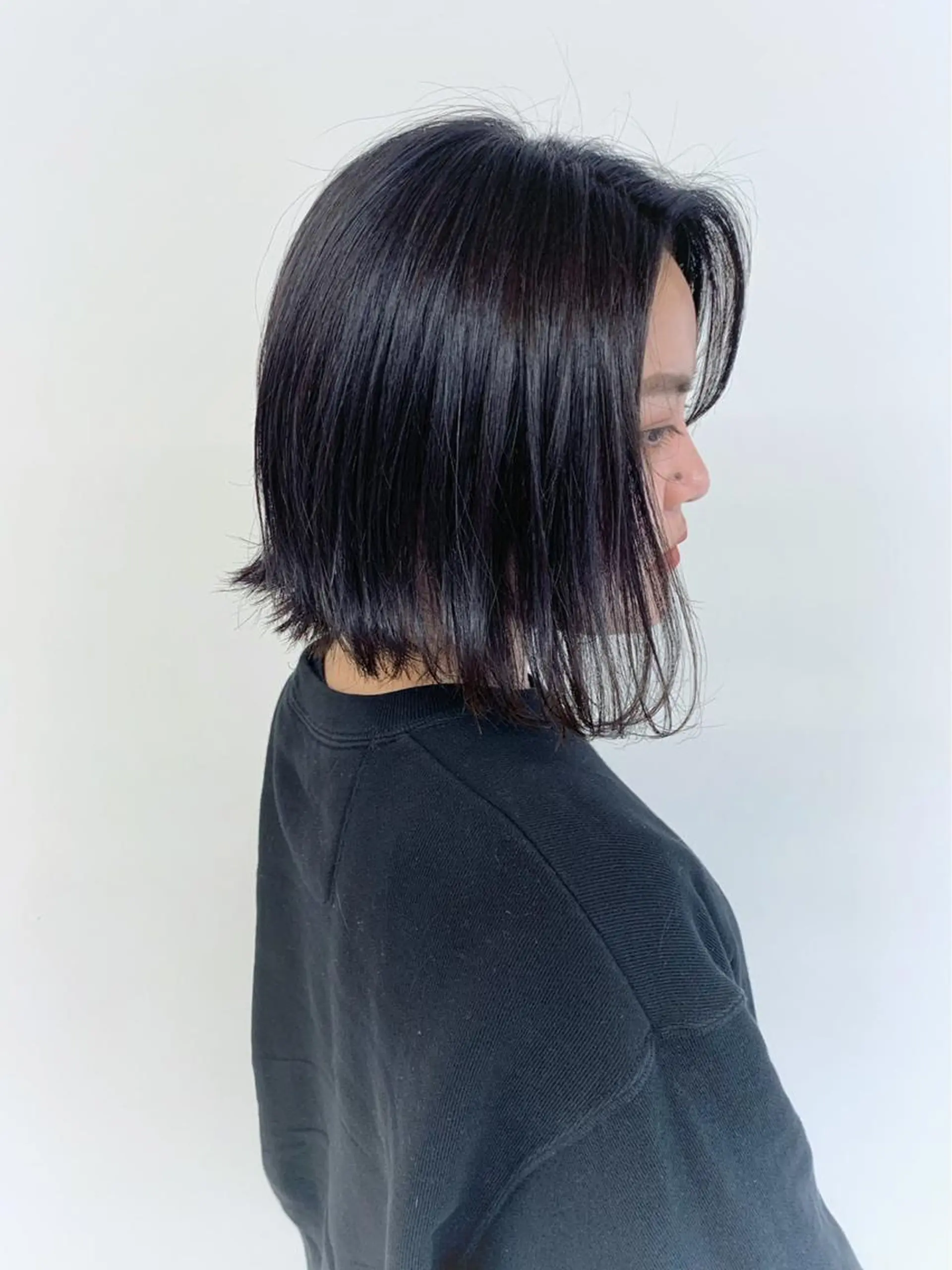 ショート カラー アッシュ パープルカラー パープルアッシュ 藤原 侑香のヘアスタイル