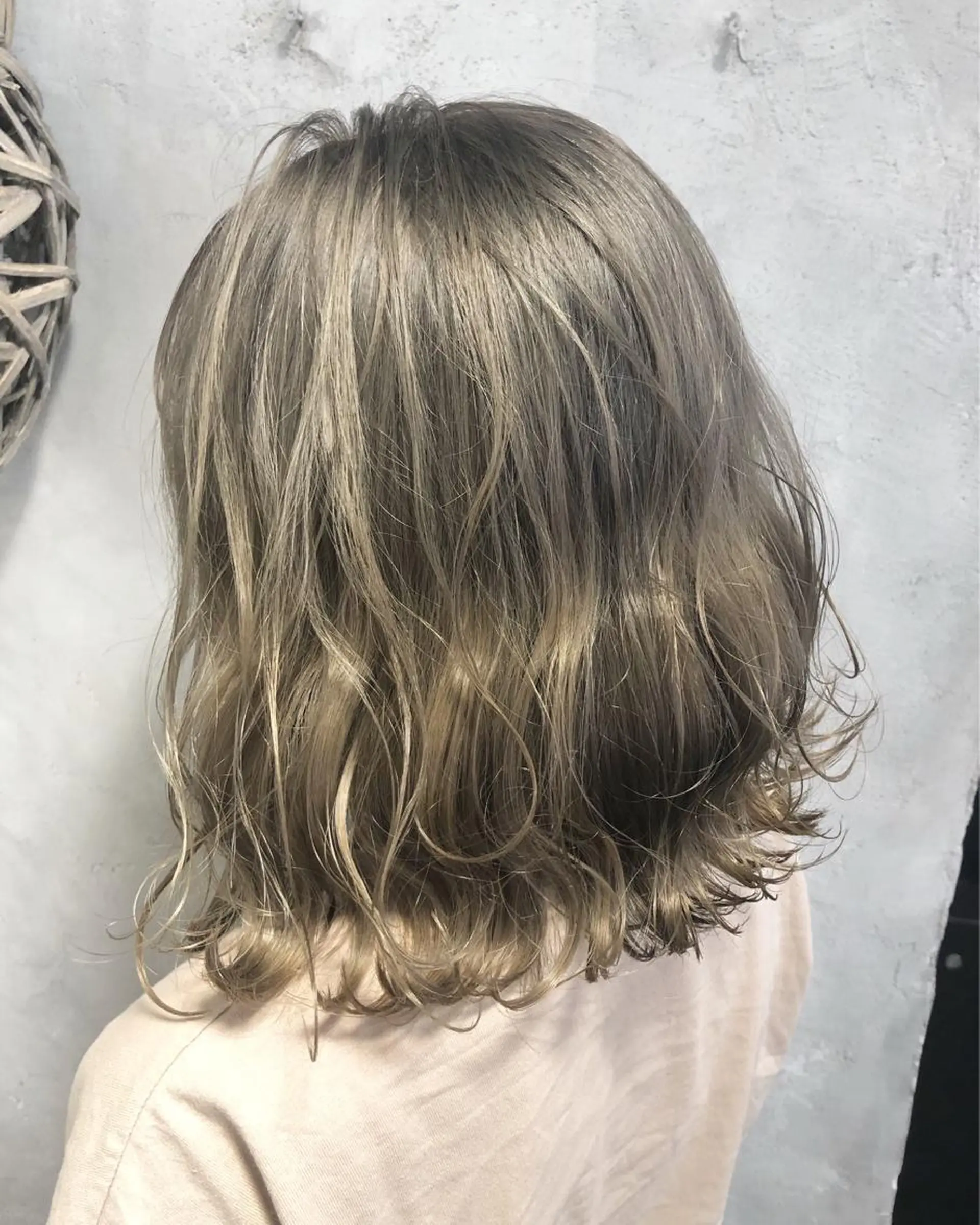 ショート カラー ヘアアレンジ ヘアカラー トリートメント 遠藤 拓馬のヘアスタイル