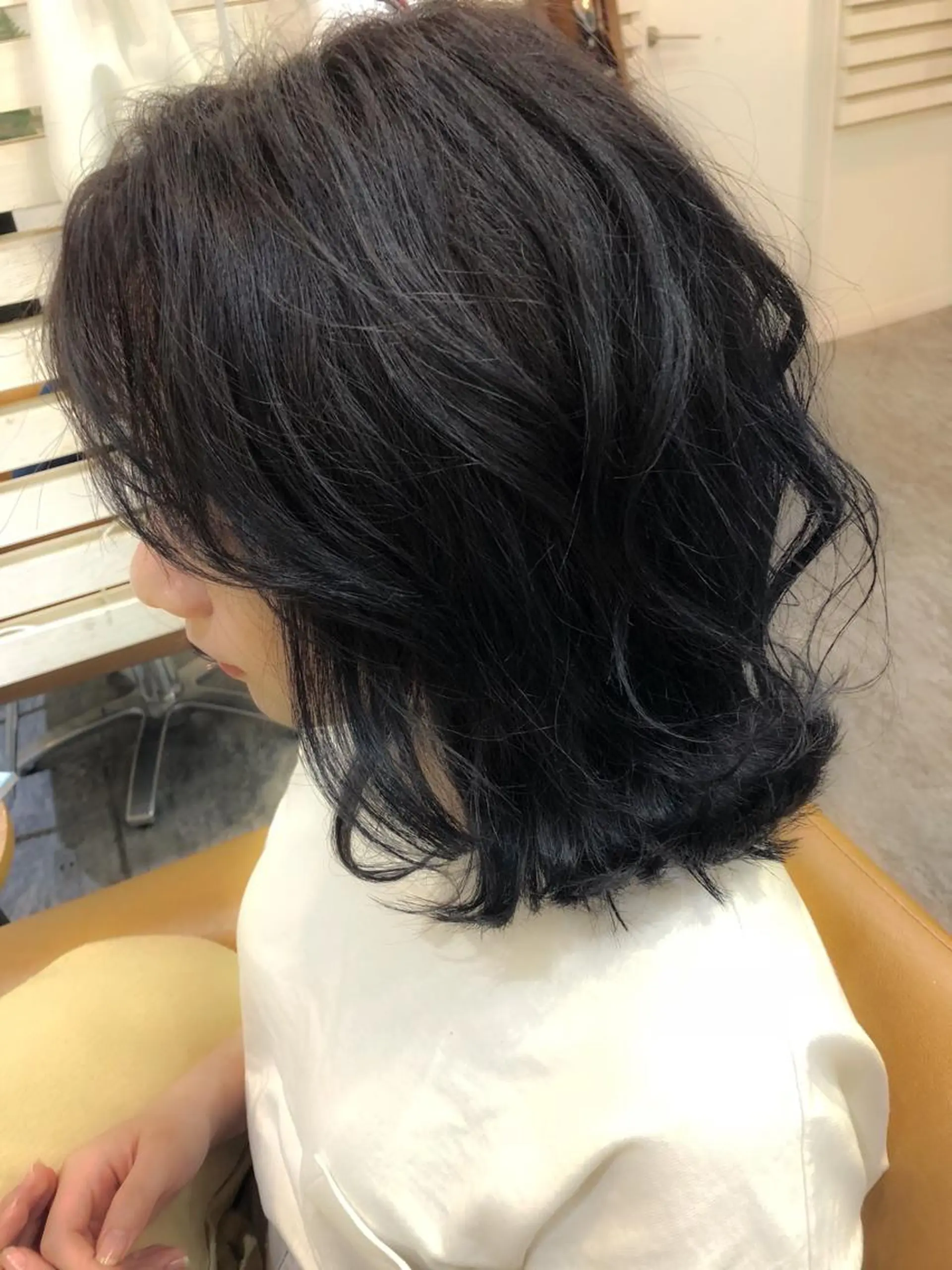カラー ブリーチ ブルーカラー ブルージュ グラデーションカラー 似合わせ🩰✨ 二階堂昌恵のヘアスタイル