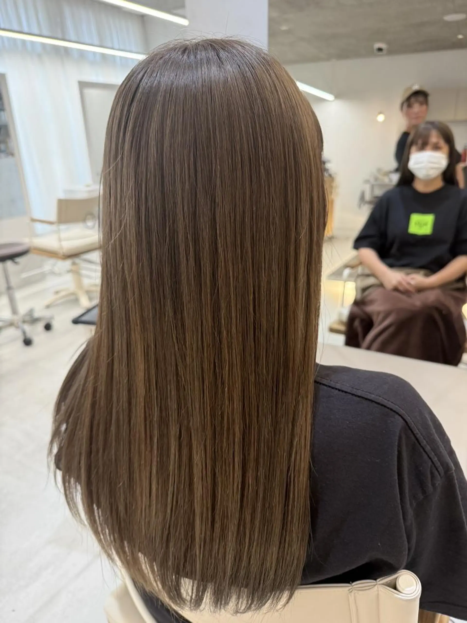 カラー ハイトーン/艶髪/ 暗髪/韓国/sanaのヘアスタイル