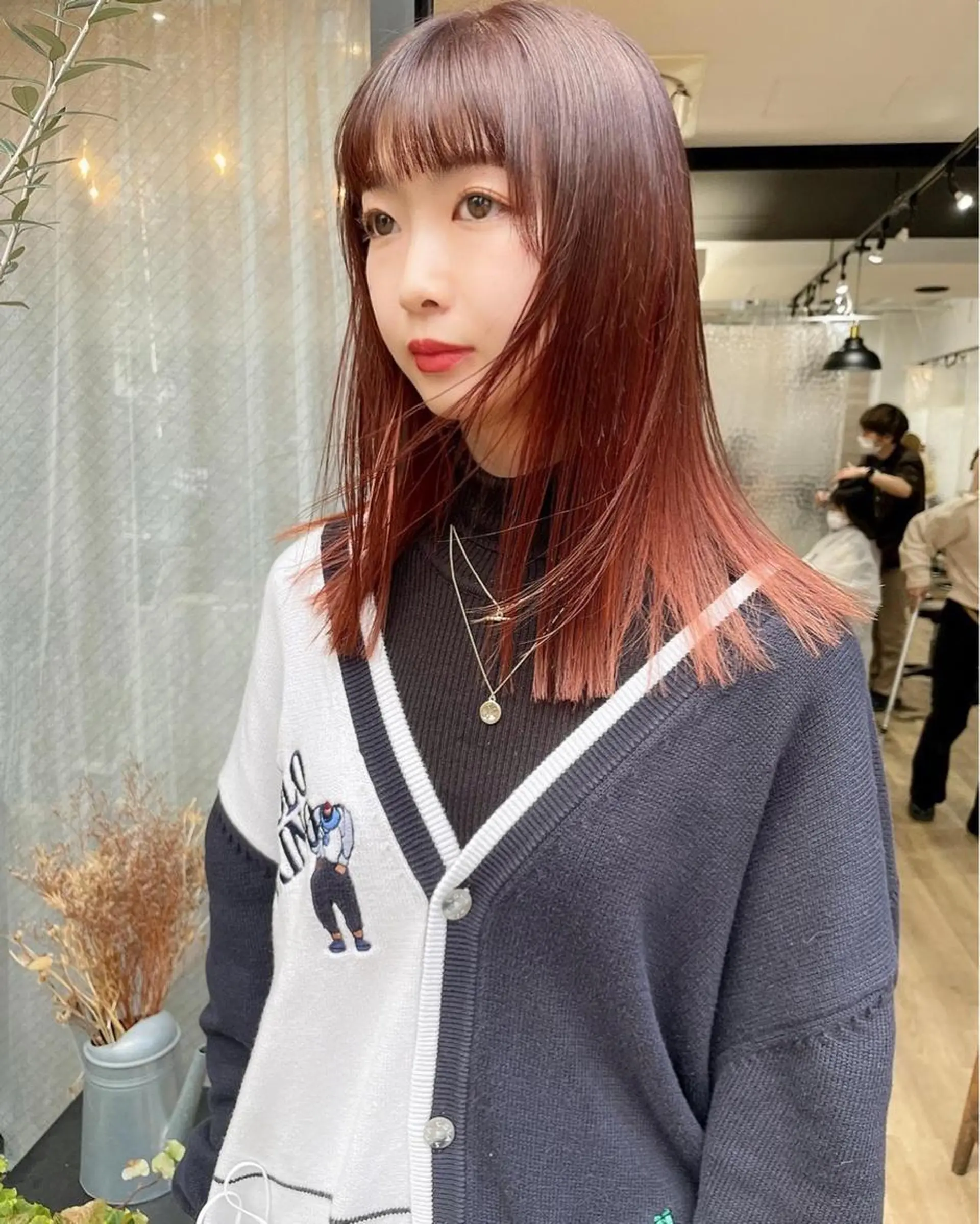 セミロング カラー カット ヘアカラー トリートメント salowin梅田所属・レイヤー/顔周り /AKARIのヘアスタイル