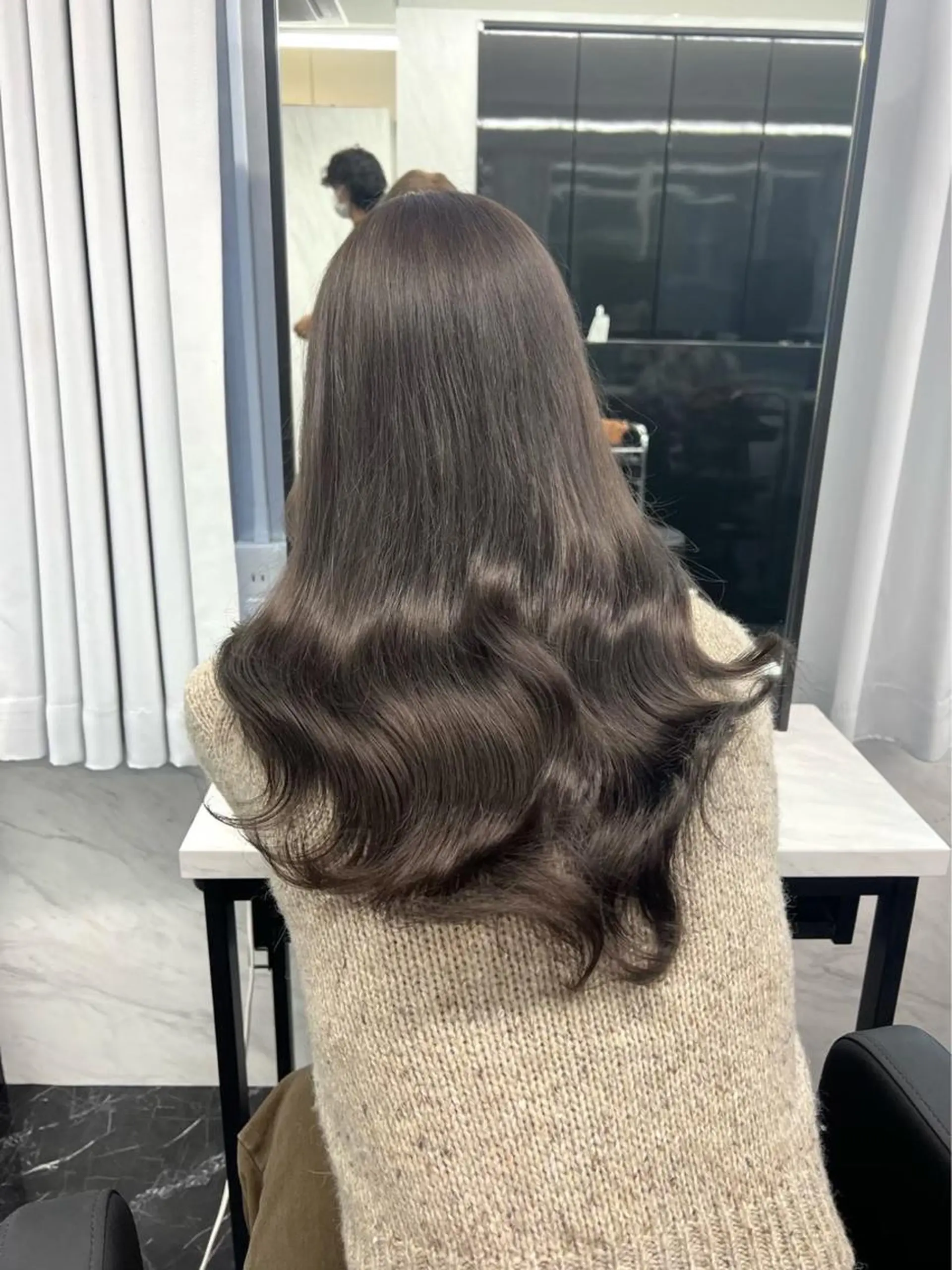 ロング カラー ヘアアレンジ assistant REIのヘアスタイル