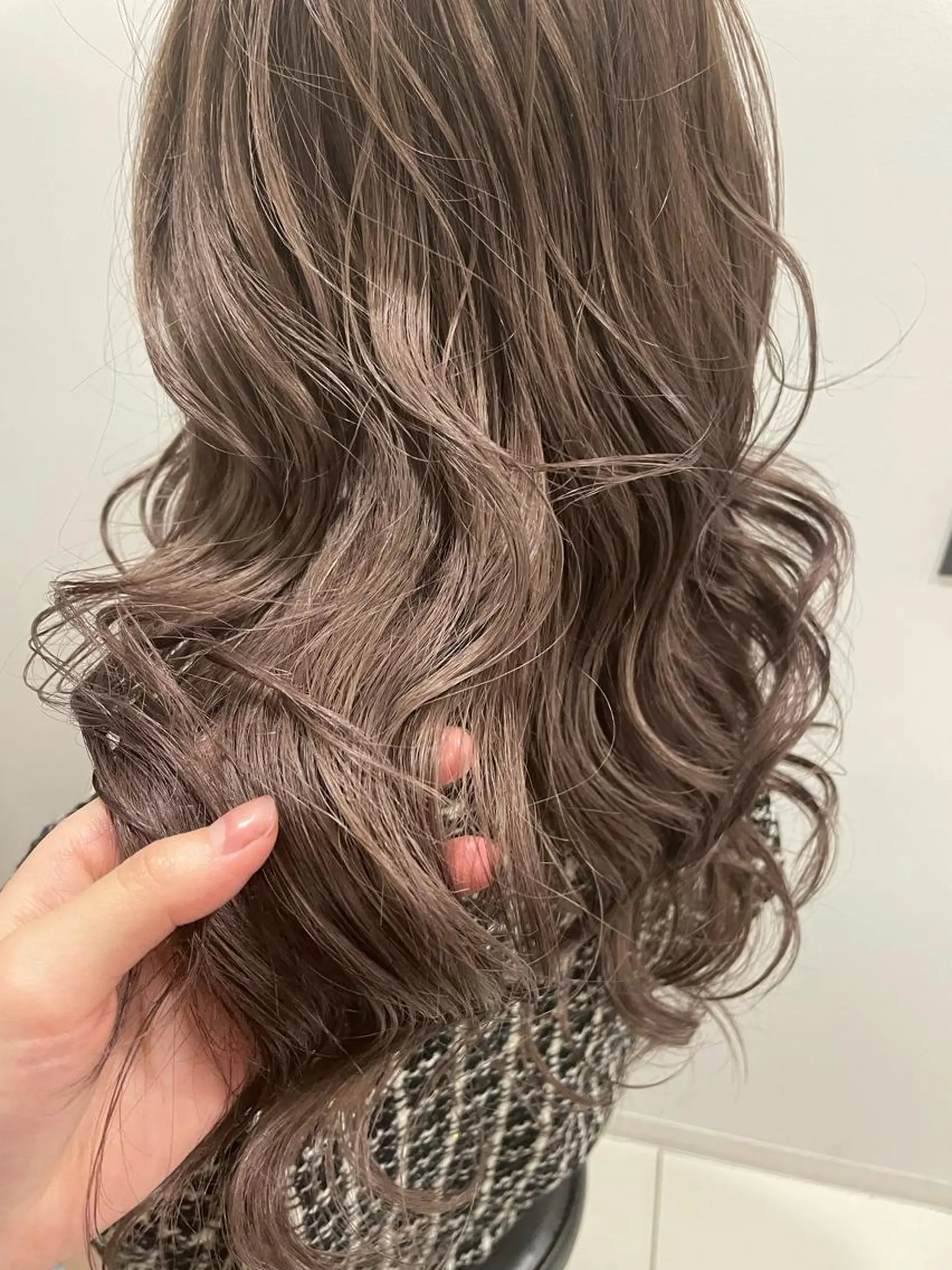 ロング nene .のヘアスタイル