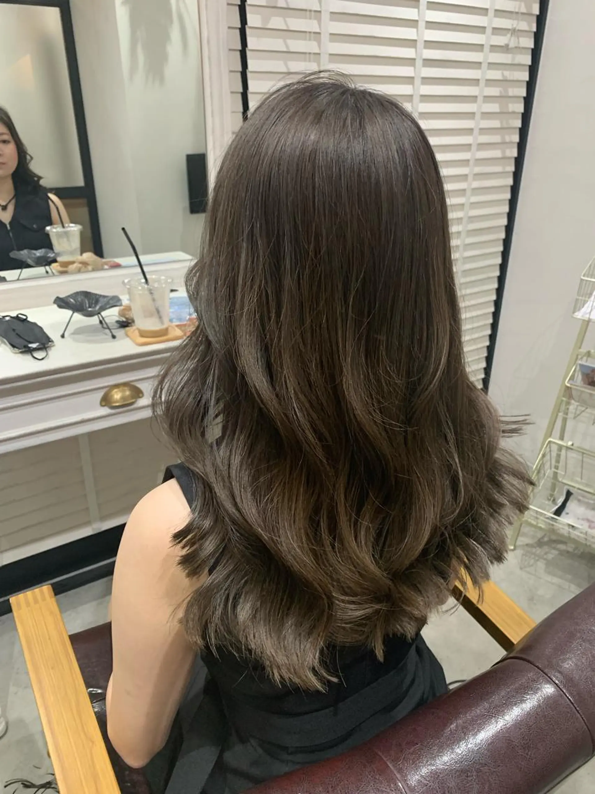 ロング ヘアカラー LITTLE _KATOのヘアスタイル