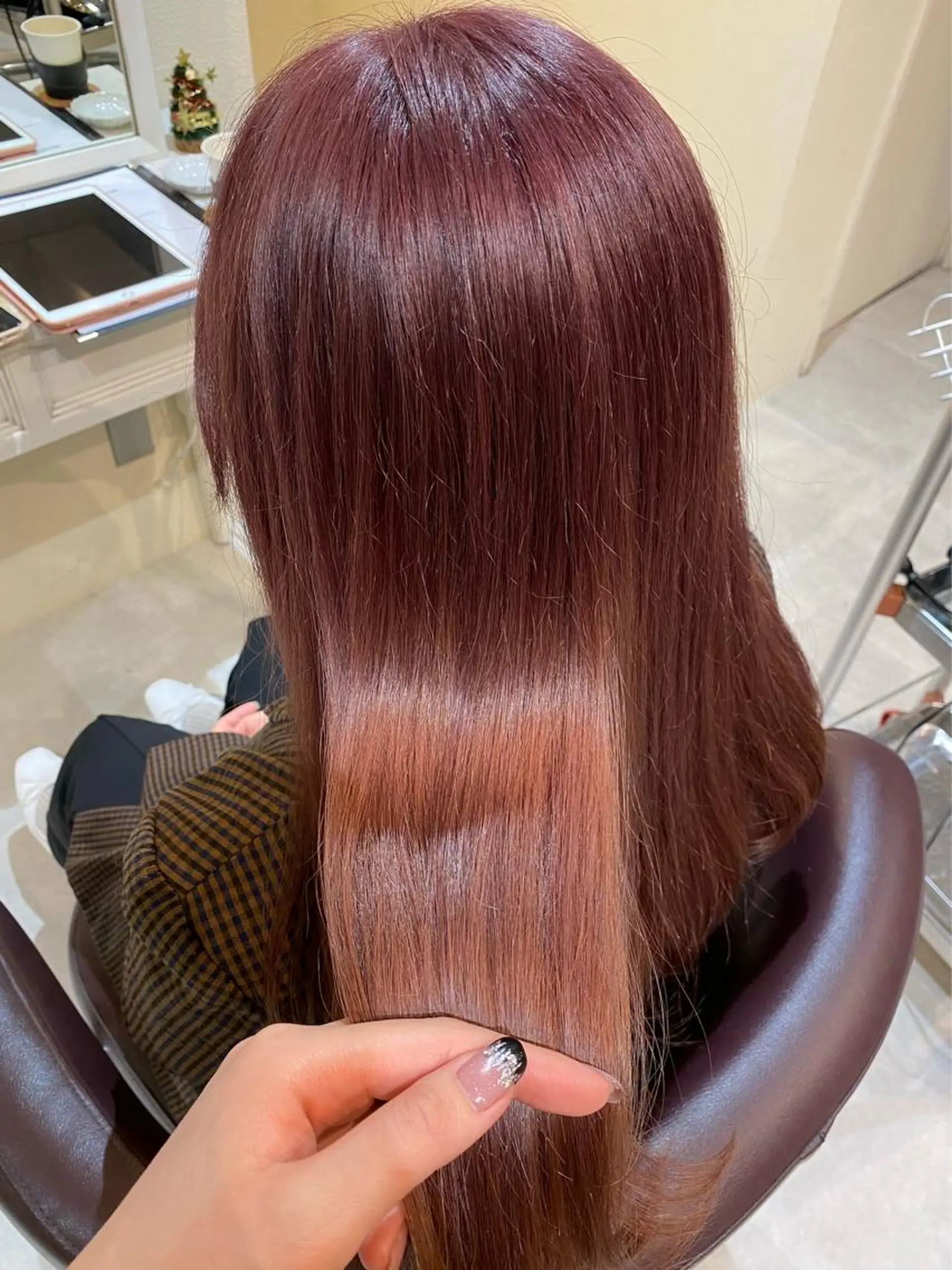 ロング カラー ヘアカラー トリートメント mulum所属・オタク美容師🎮 AKARIのヘアスタイル