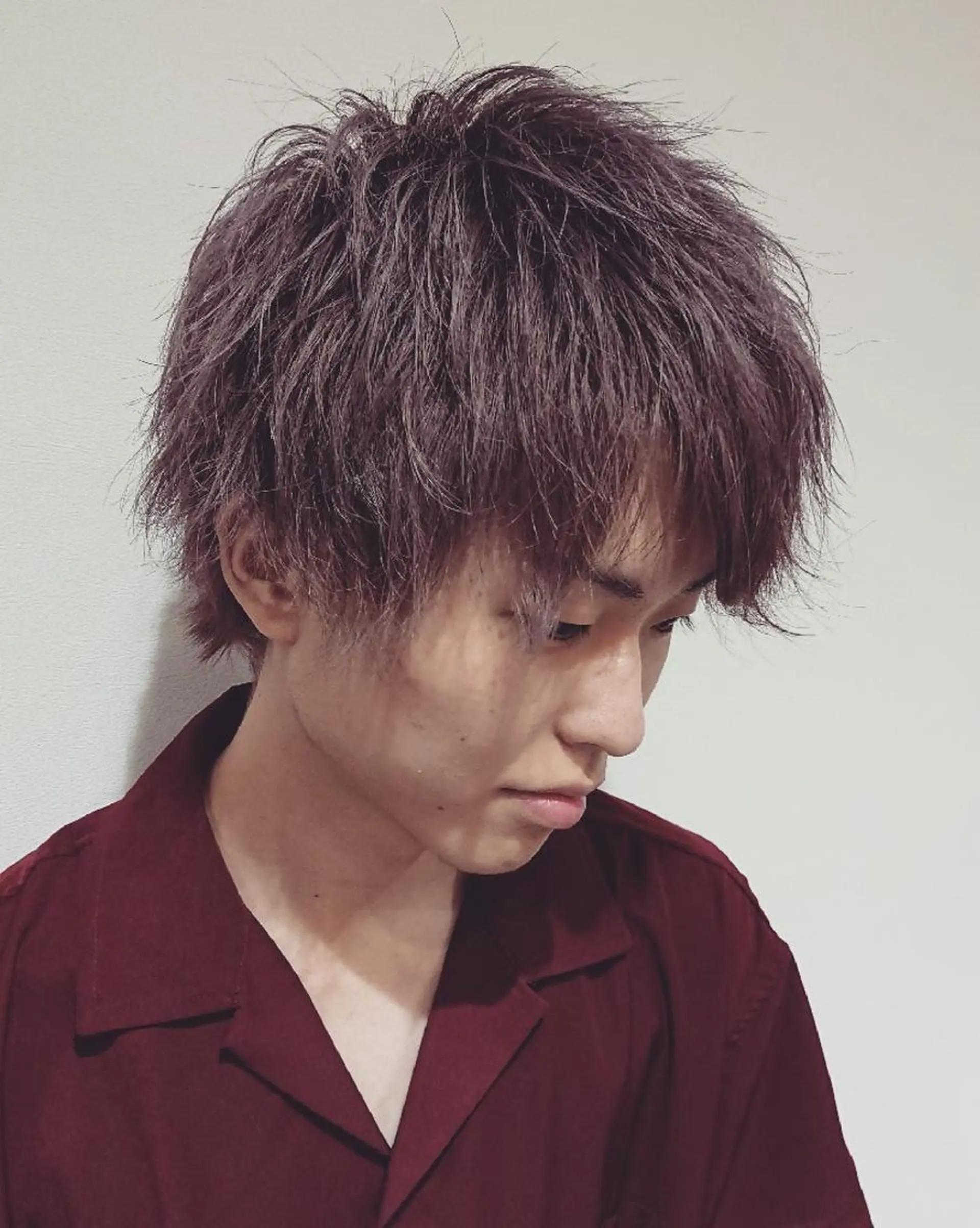 メンズ カラー マッシュ ブリーチ/ヘアケア/ 艶髪/イギチハルのヘアスタイル