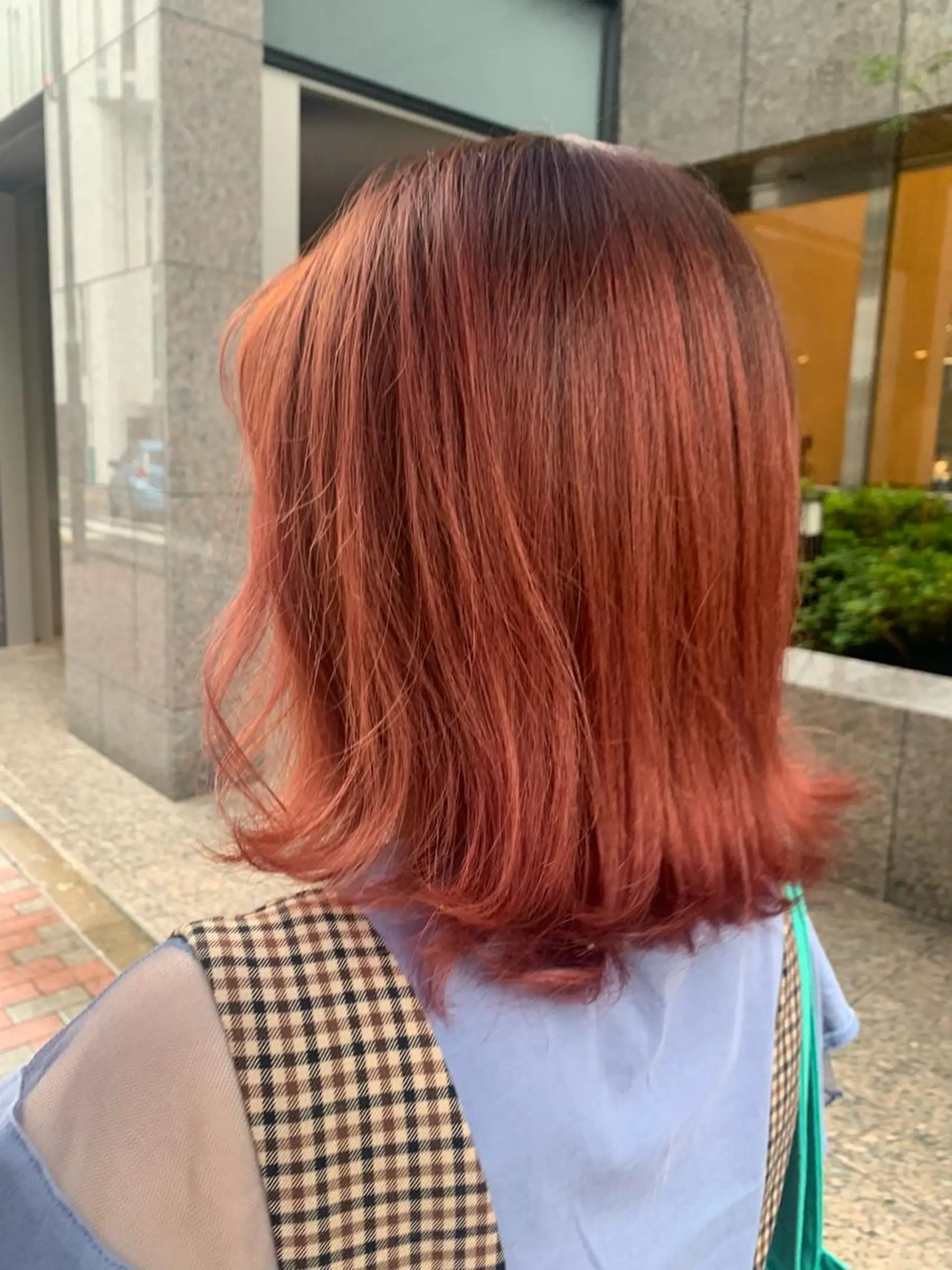 ショート 🧨ブリーチー×ボブ レイヤー💎じゅえるのヘアスタイル