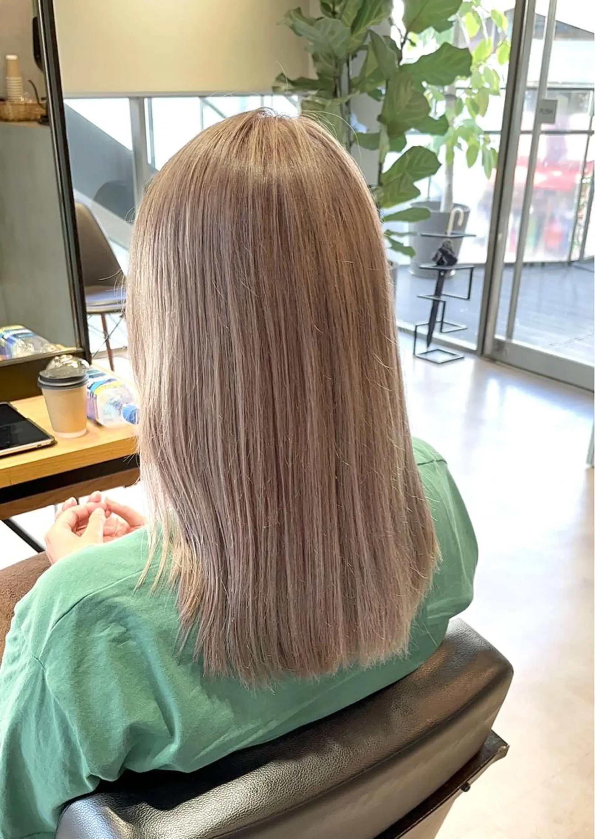 セミロング ヘアカラー ヘッドスパ 佐藤優太朗 似合わせ/髪質改善のヘアスタイル