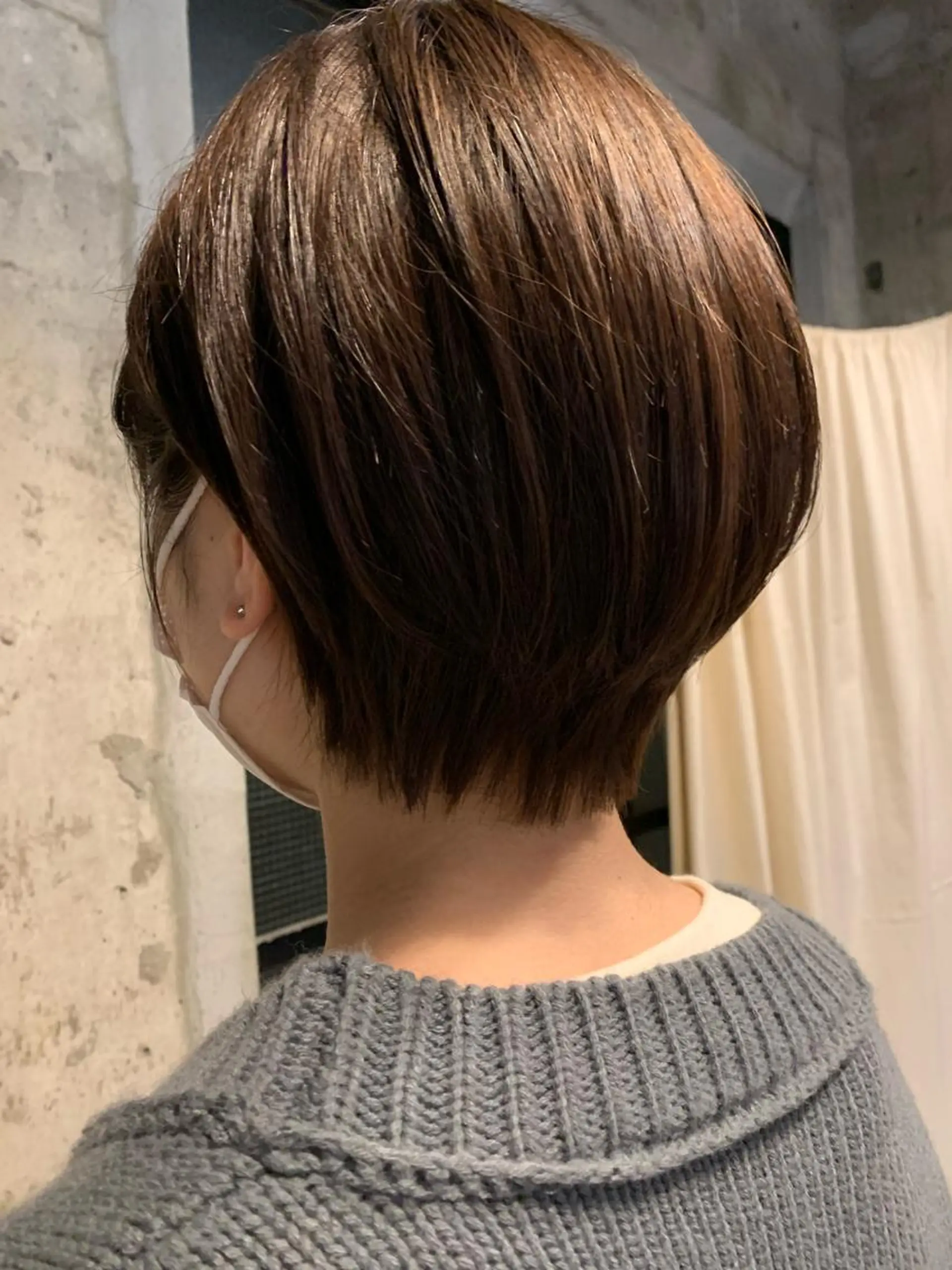 ショート カット ブリーチなしWカラー /地毛風/小林凪沙のヘアスタイル