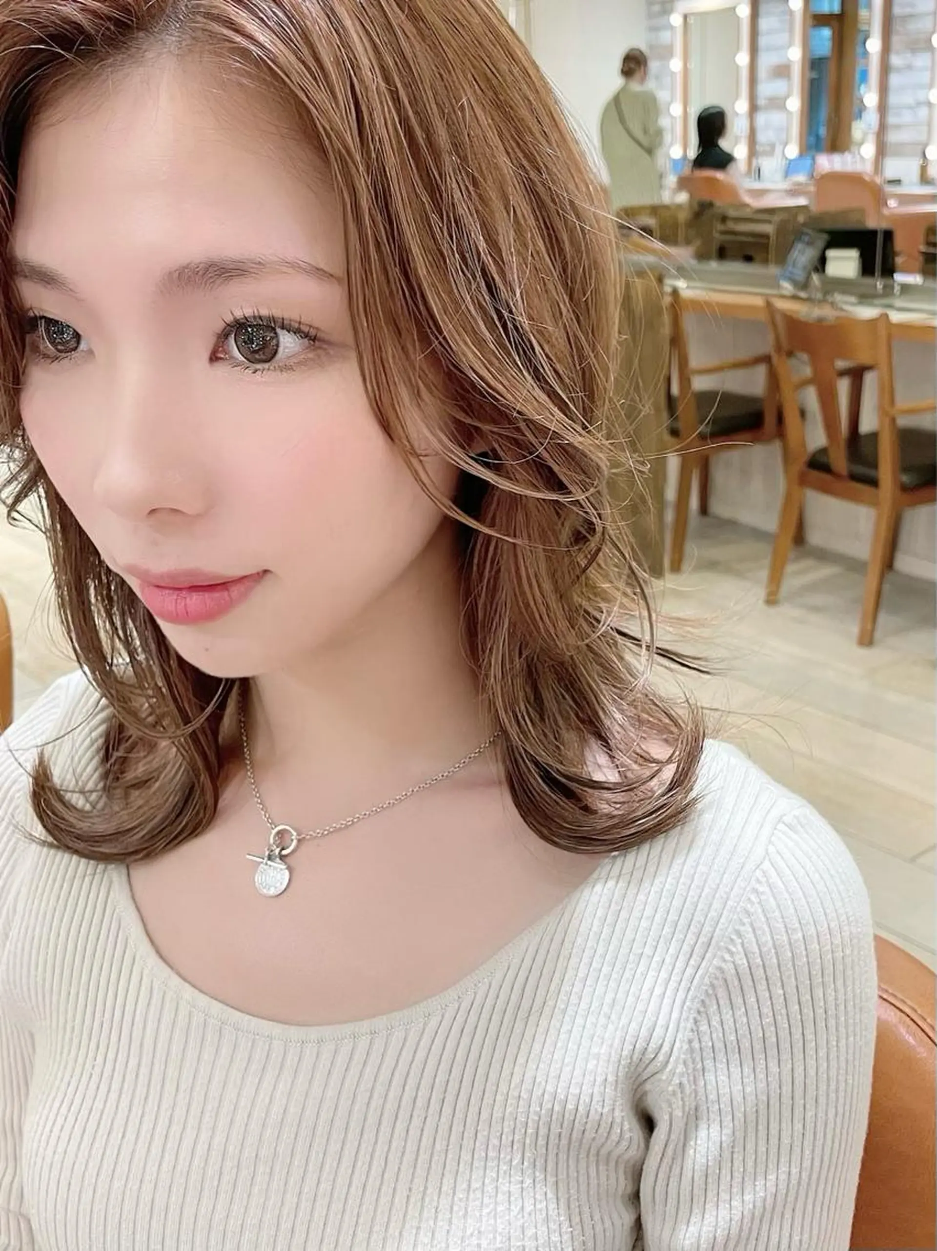 ミディアム カット 小幡永吉 ✨ショート✨韓国✨のヘアスタイル