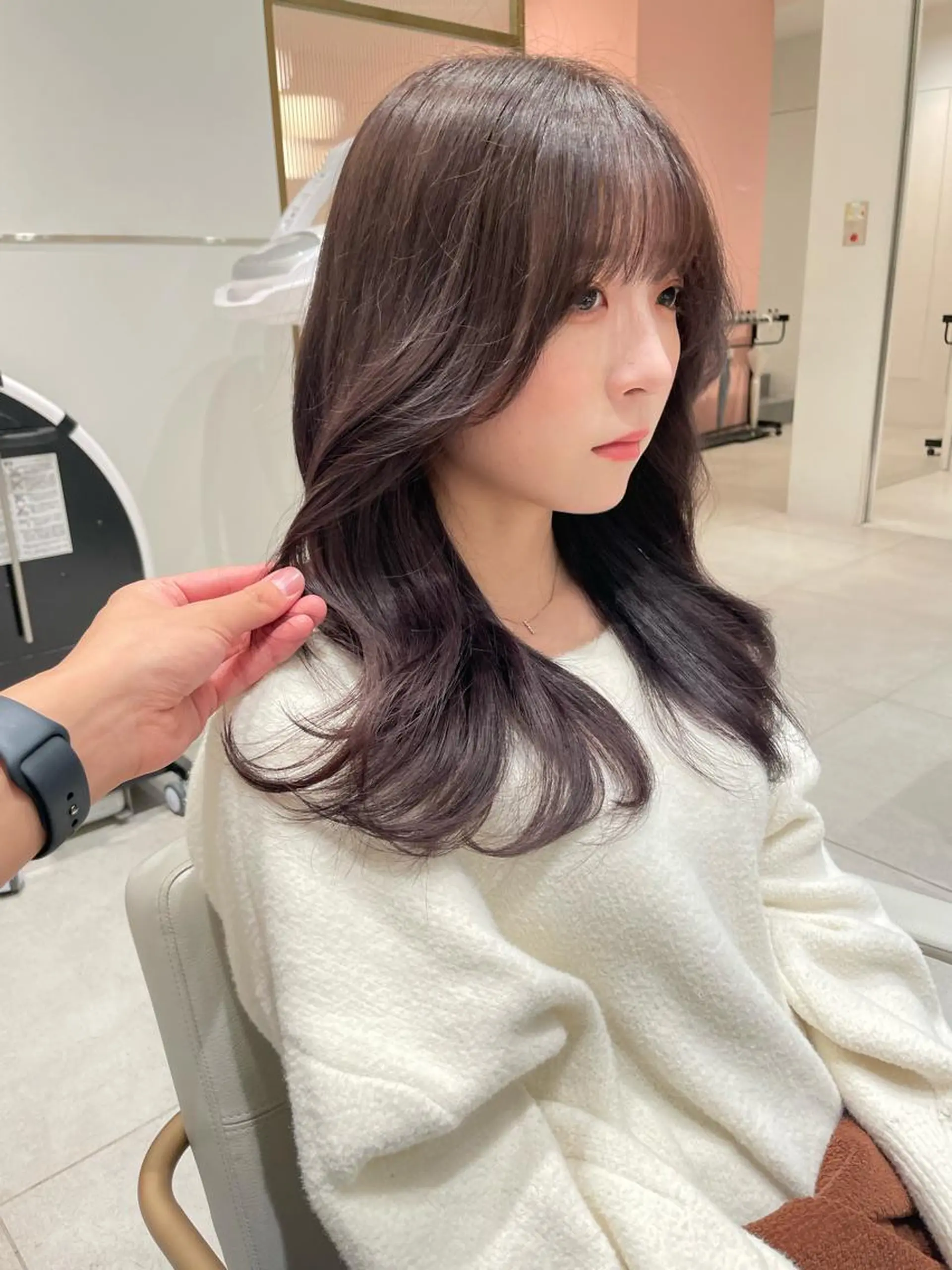 ロング カラー カット ヘアカラー トリートメント レイヤーカット/透明 感カラー🐬永井瑠栞のヘアスタイル