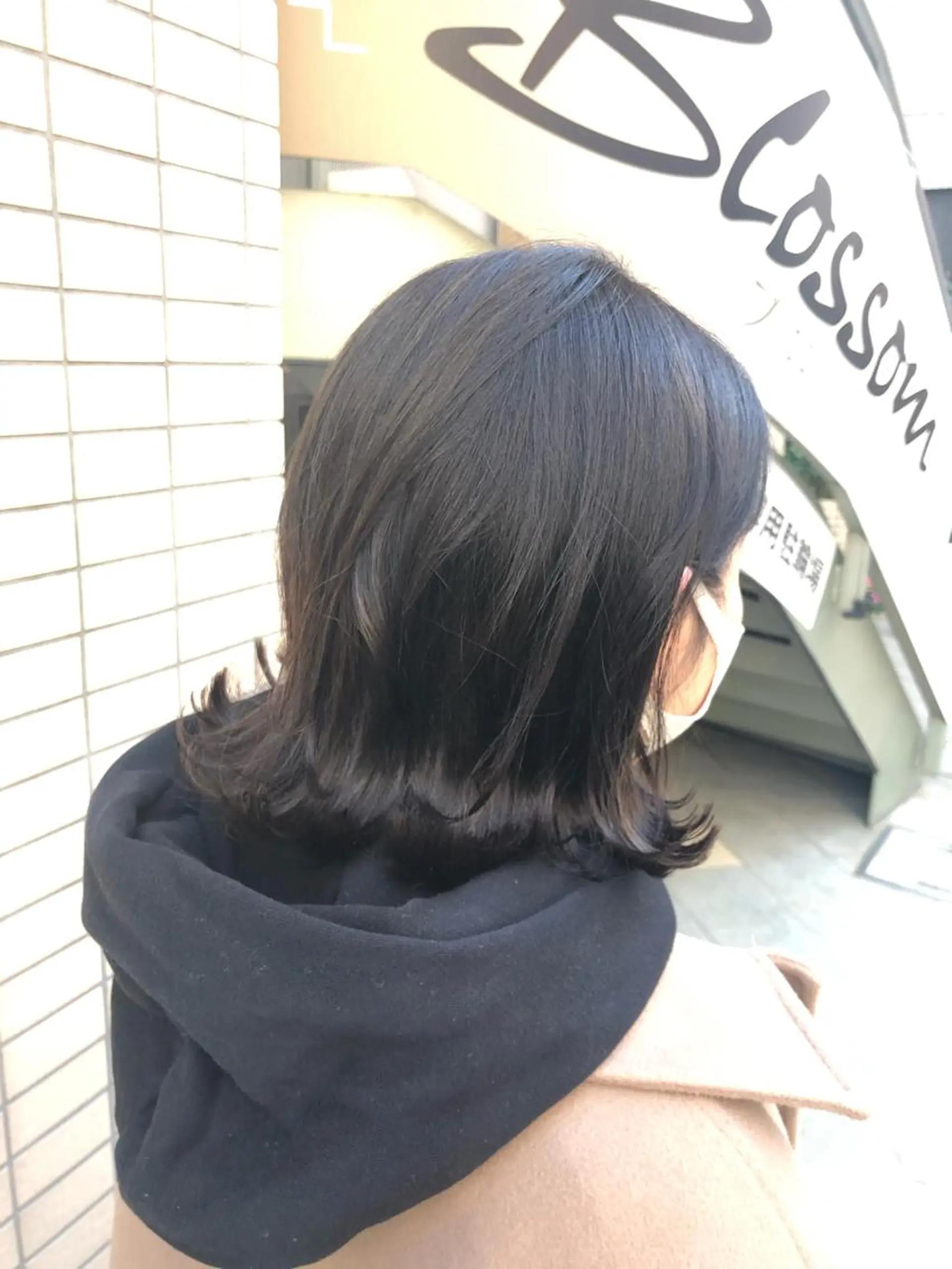 ショート ボブ カット ヘアカラー 阿部 美咲のヘアスタイル