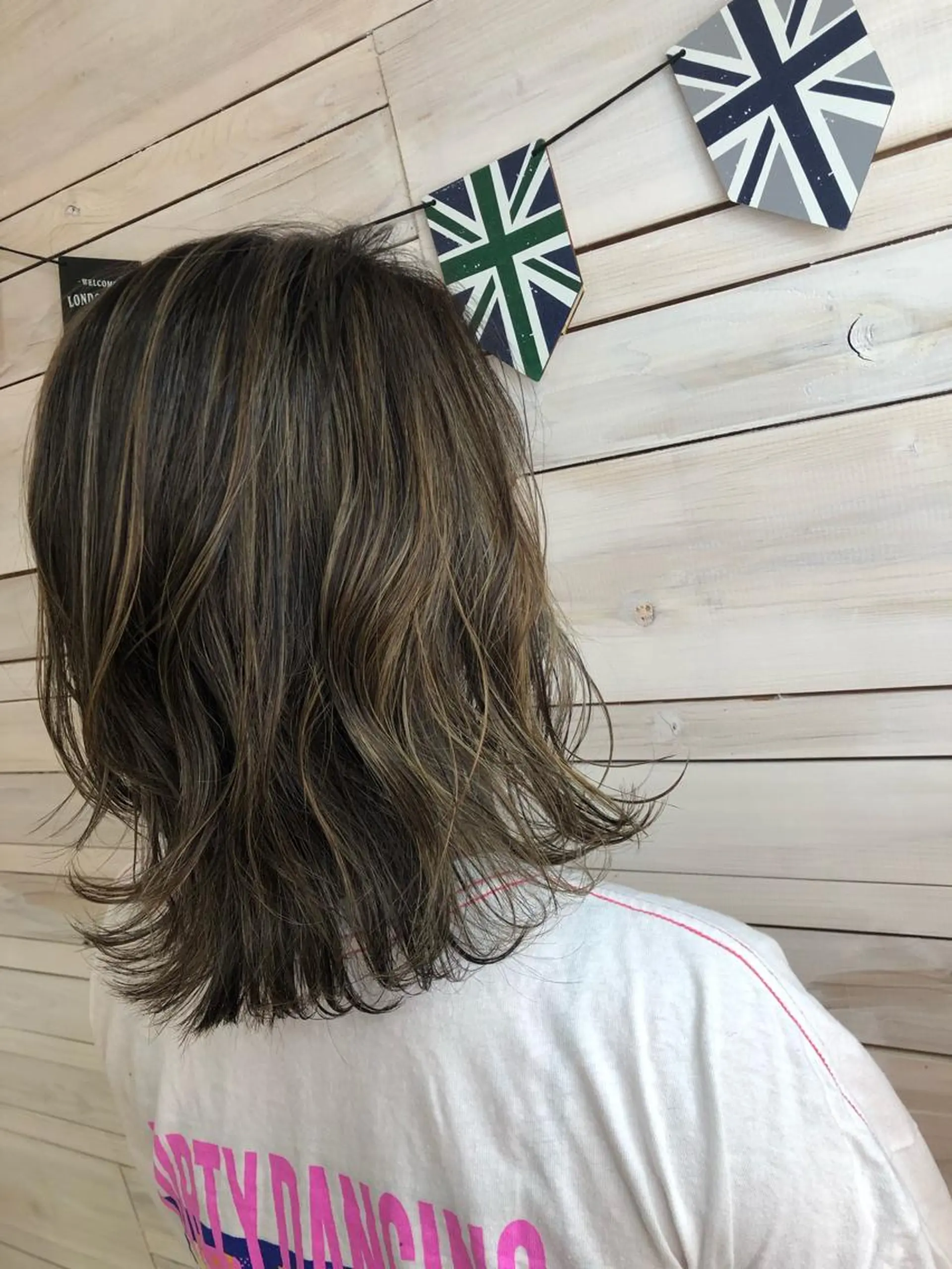 カラー ヘアカラー ○HITOMI ○のヘアスタイル