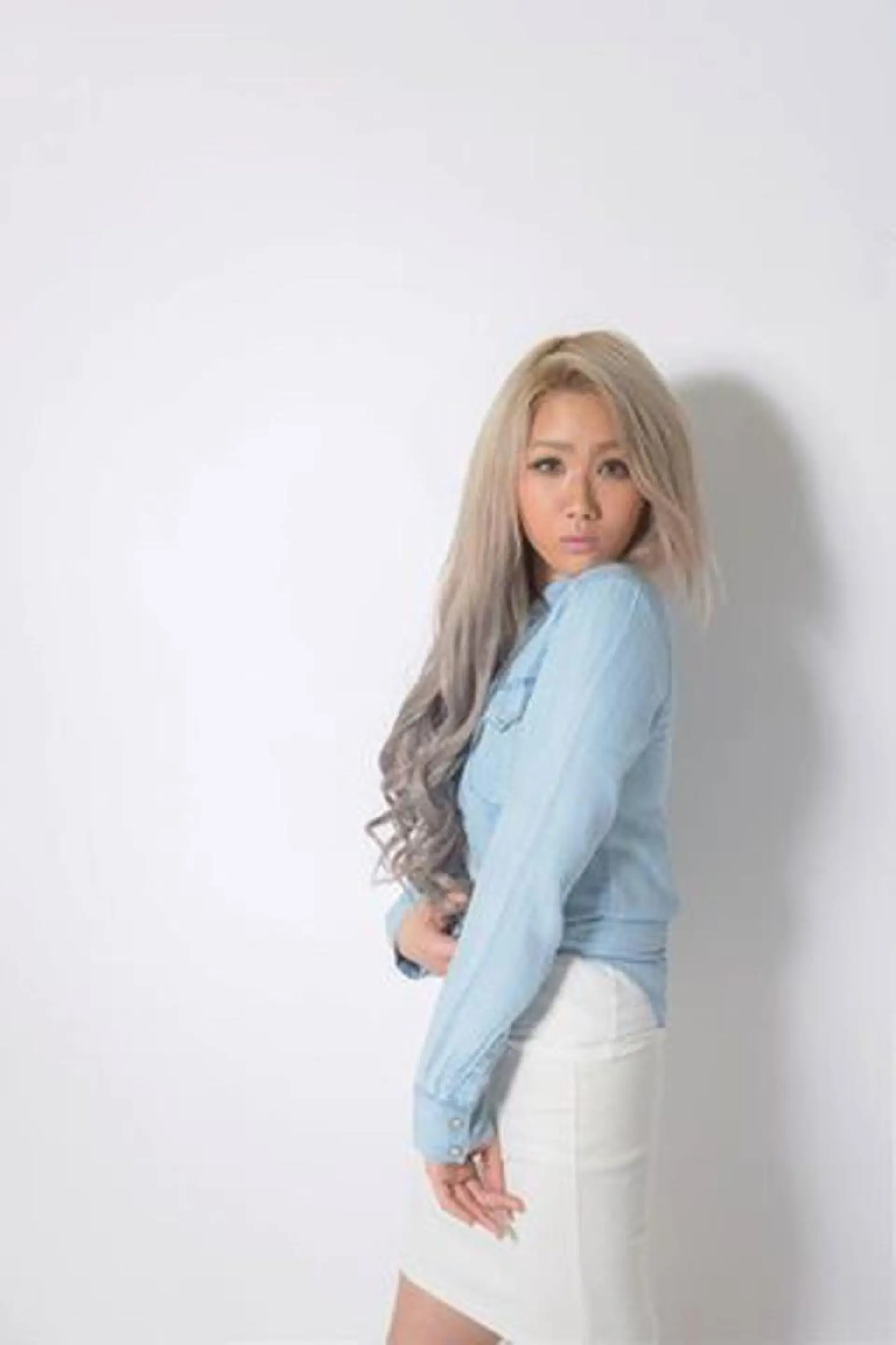 ロング カラー シルバー ロング パーマPrivate SalonNoa名駅のヘアスタイル