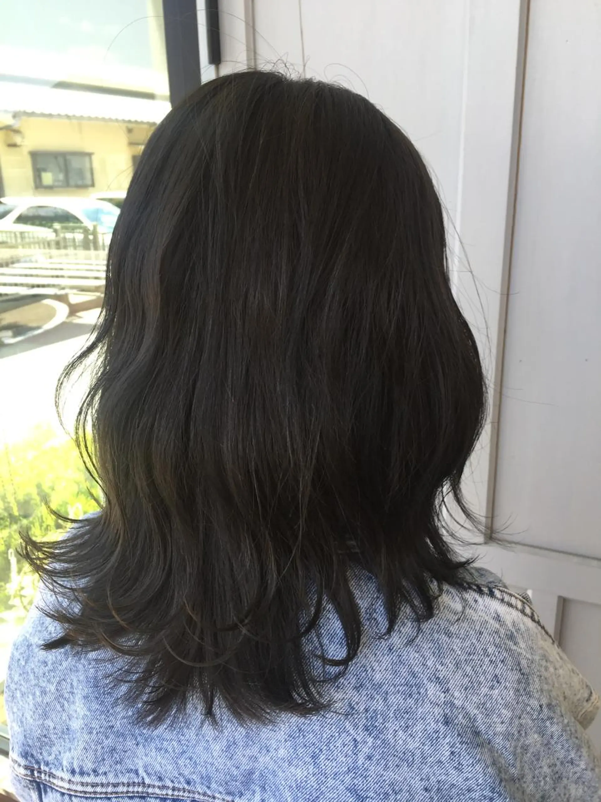 ミディアム カラー アッシュ ツキダテ ユイのヘアスタイル