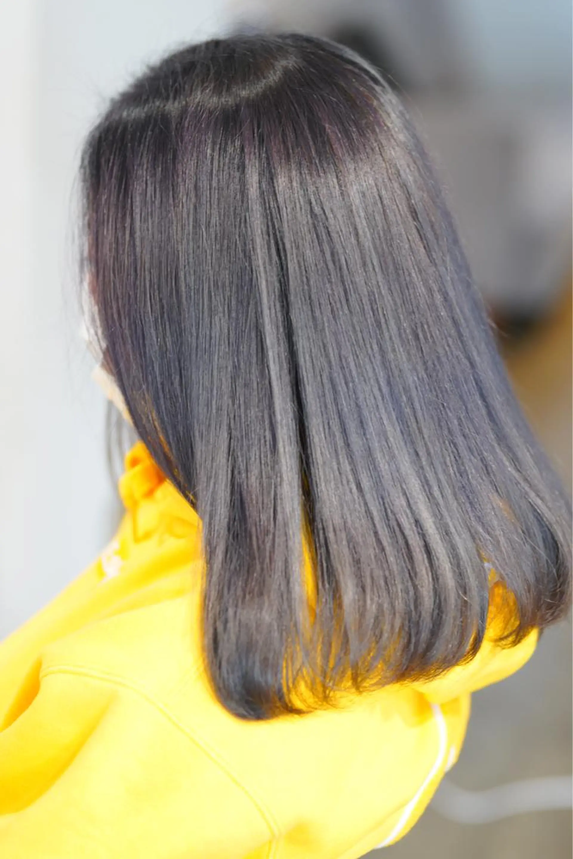 カラー シルバー トリートメント ハイトーン/レイヤー /ケアブリーチ石川治のヘアスタイル